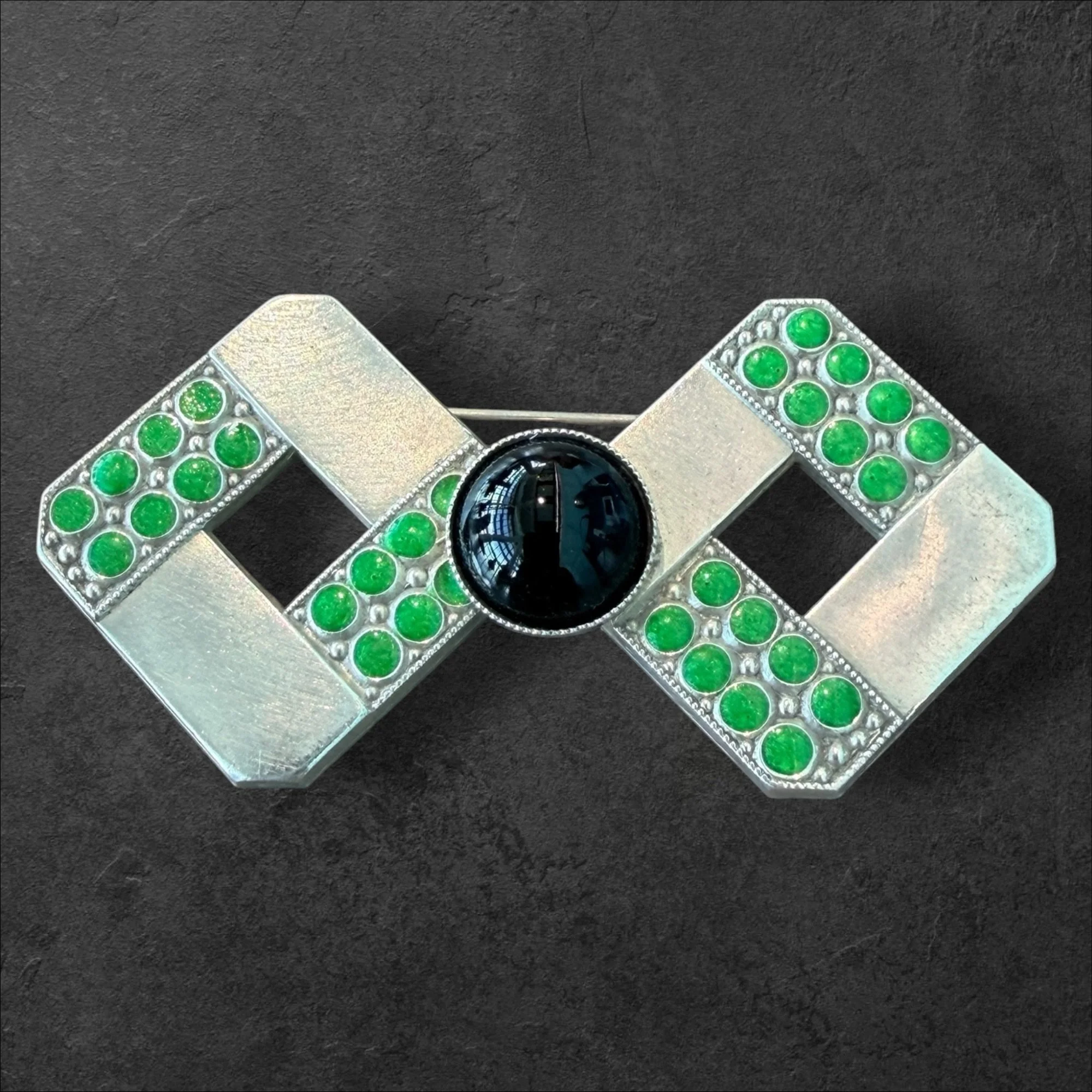 JL43 Jess Lelong Art Deco Geometric Infinity Brooch - Silverplate with Green Enamel and Black Glass
