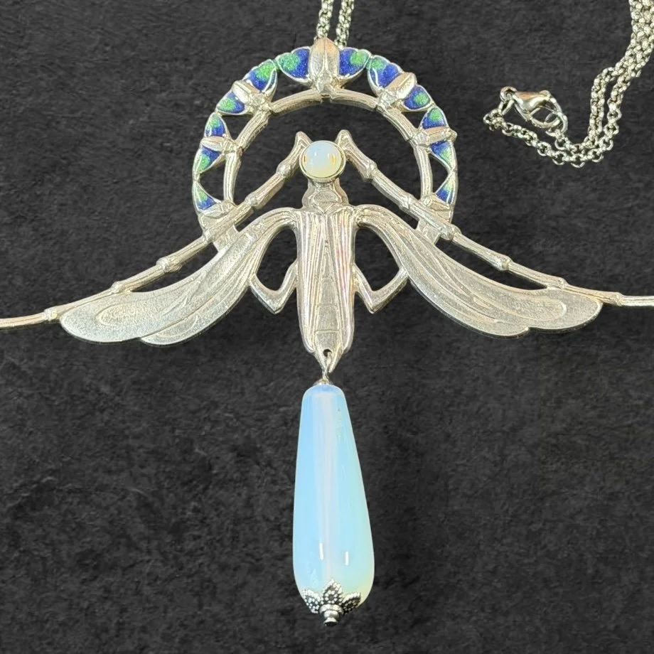 JL14 Jess Lelong Art Nouveau Stylized Cicada Pendant Necklace - Silverplate with Opaline Cabochon & Teardrop 18" Chain