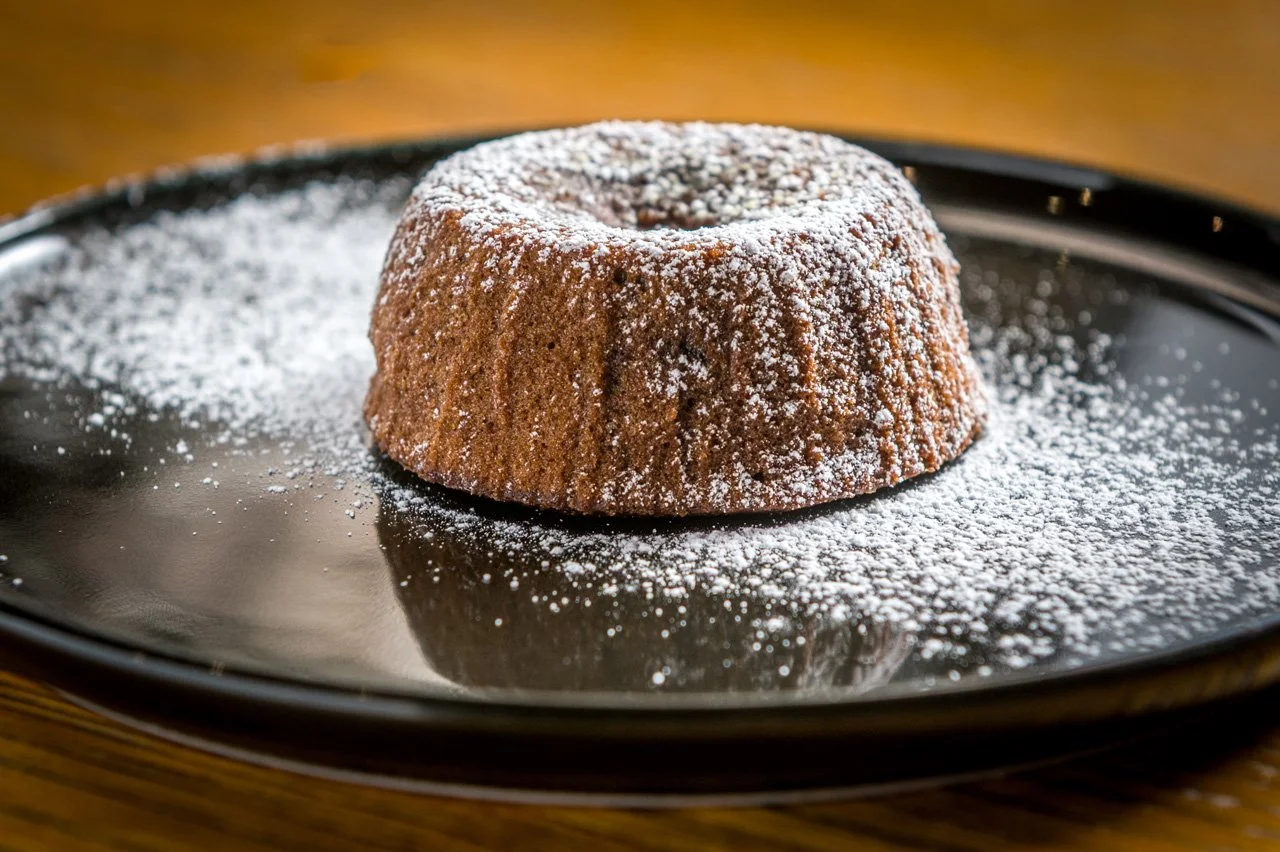 Cuore caldo al cioccolato dell'Antica Osteria Feudo San Giorio.