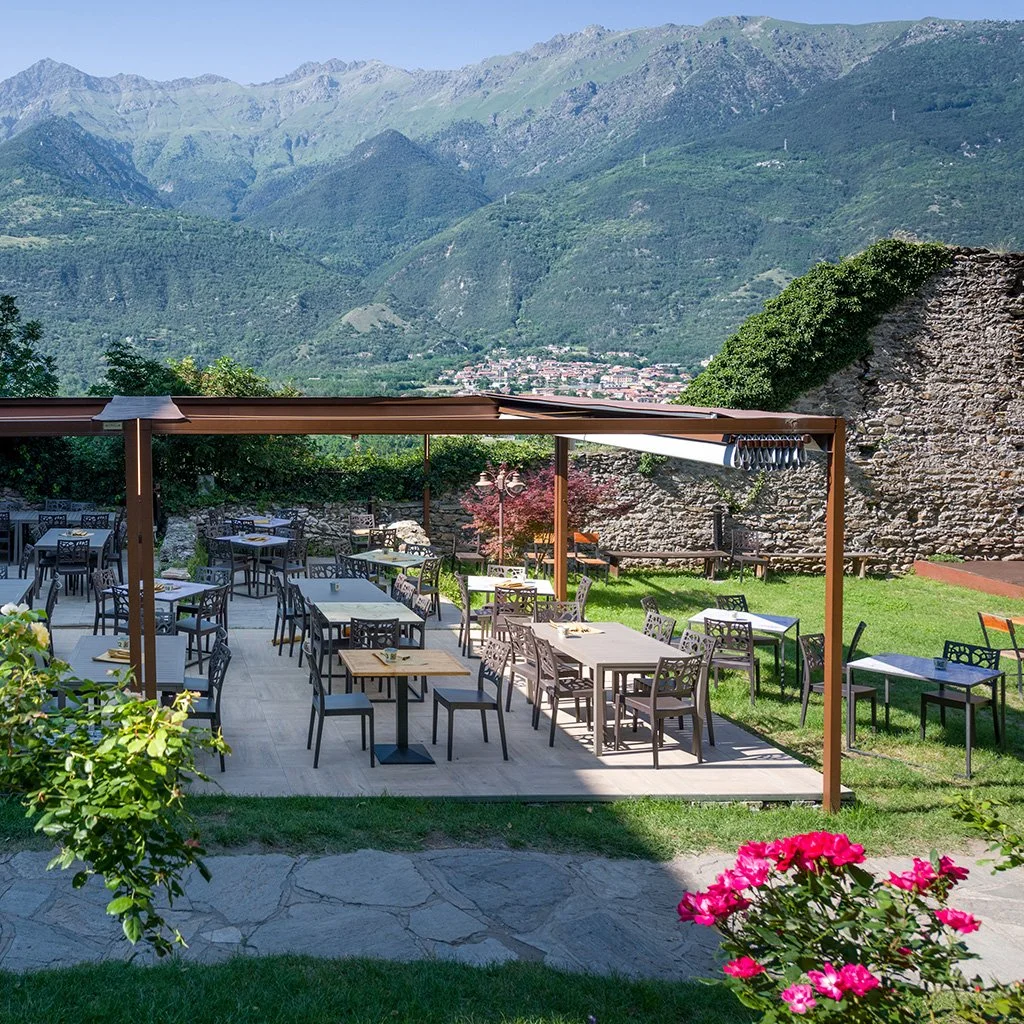 Dehors esterno dell'Antica Osteria Feudo San Giorio.