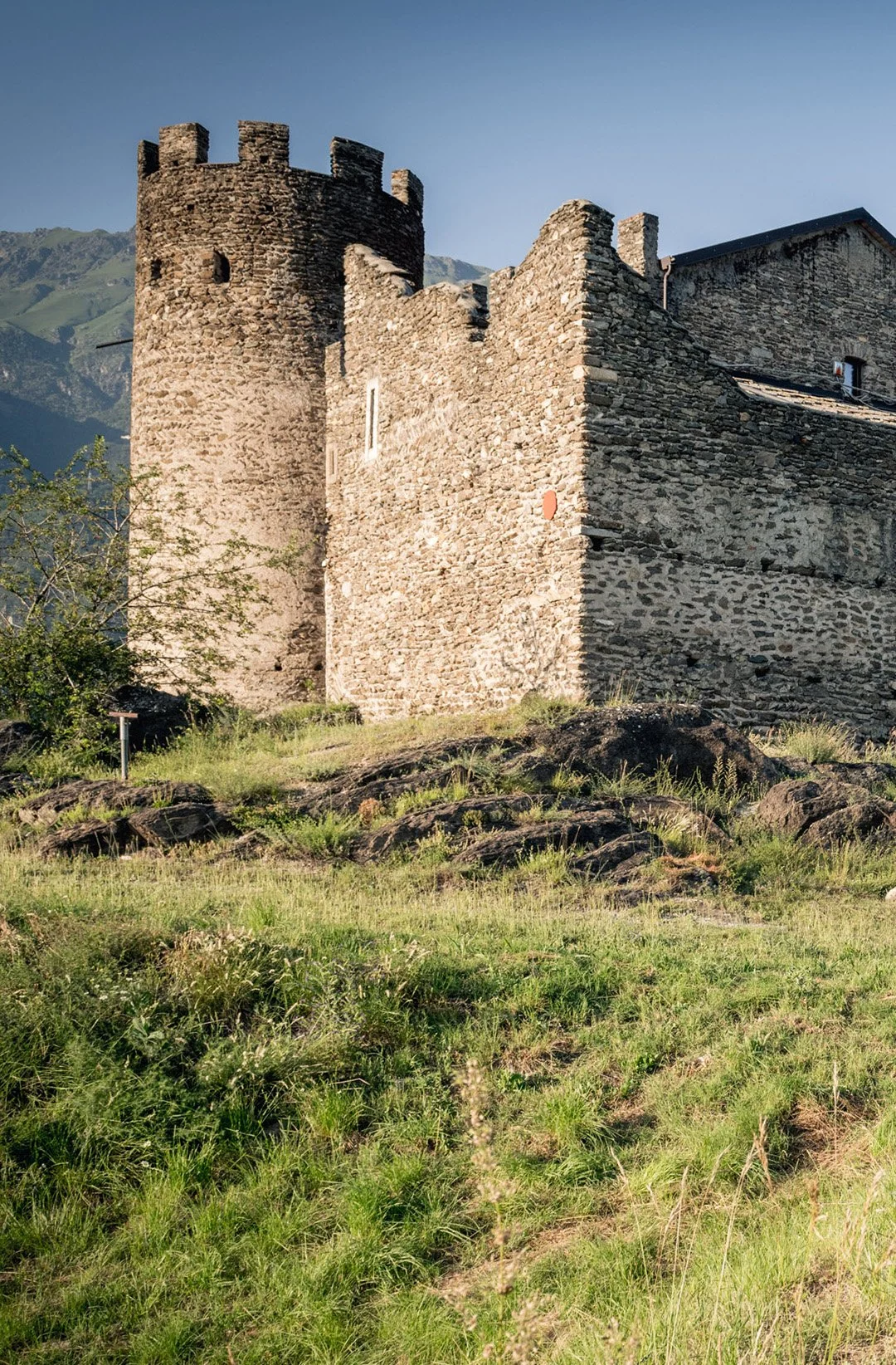 Dettaglio esterno del Castello dell'Antica Osteria Feudo San Giorio.
