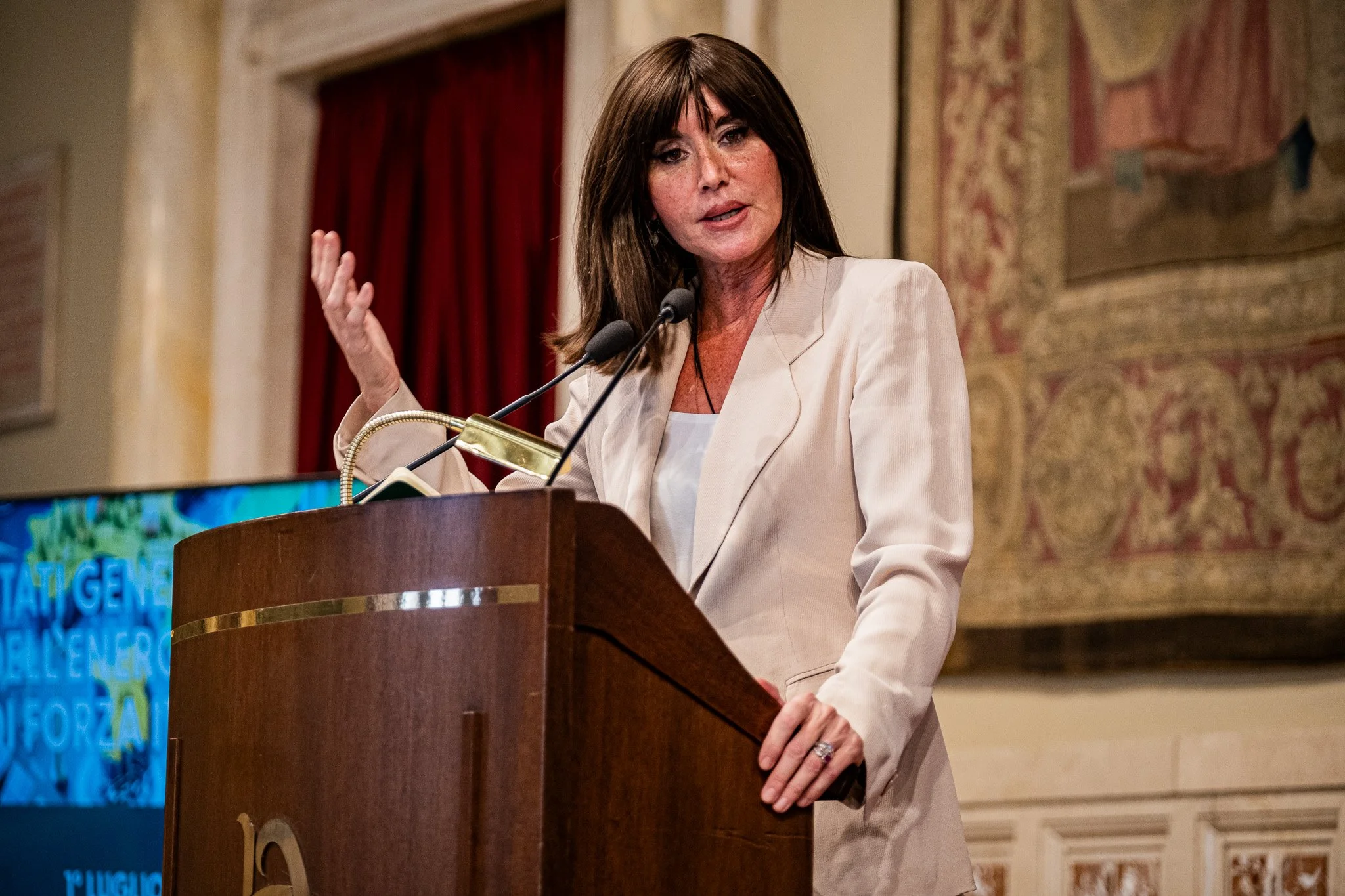 Ministro Bernini, Sala della Regina, Camera dei Deputati, Roma 2024