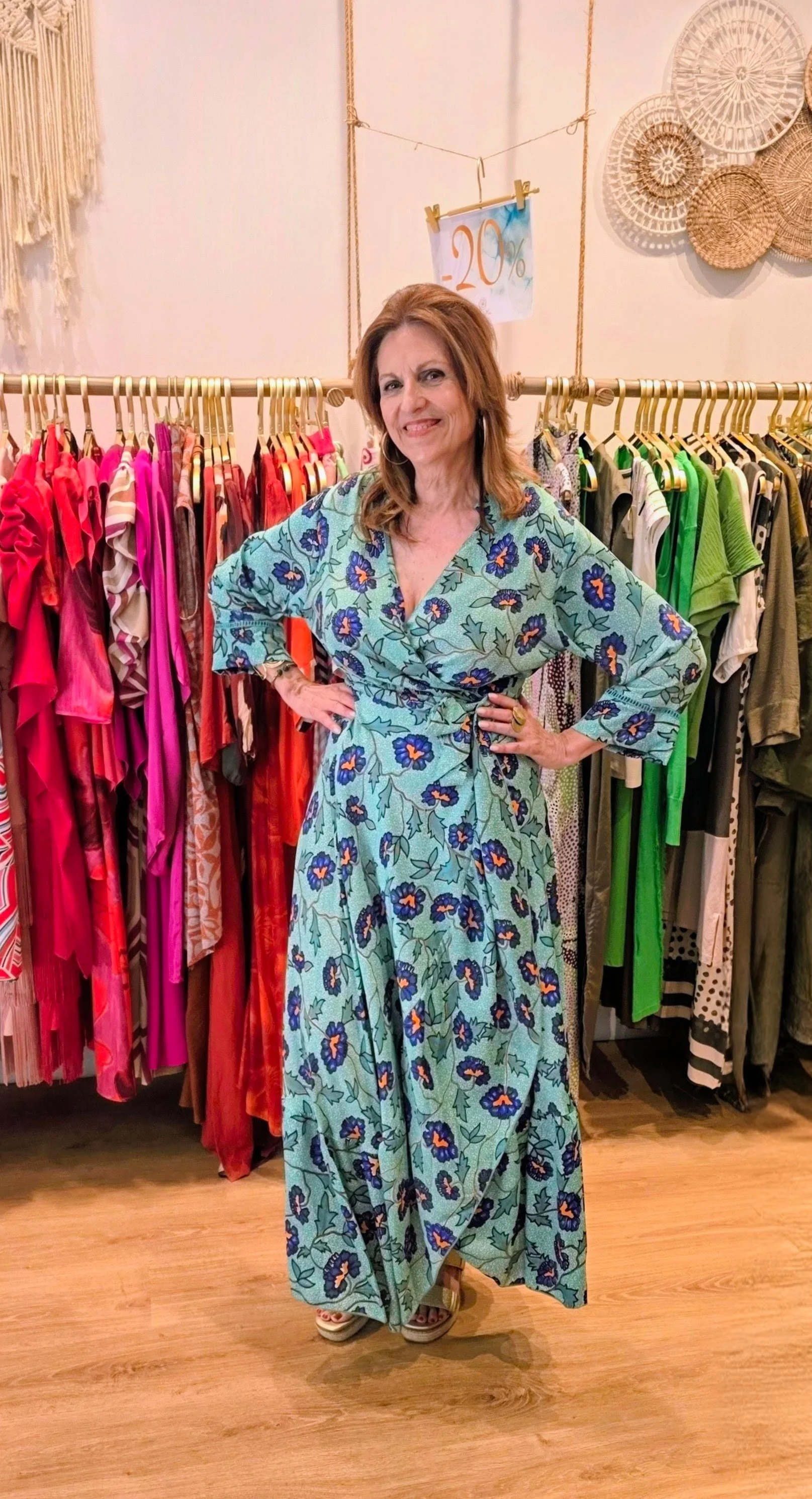 REBAJAS -30% PROMOCIÓN. Vestido Cruzado Floral Mediterráneo