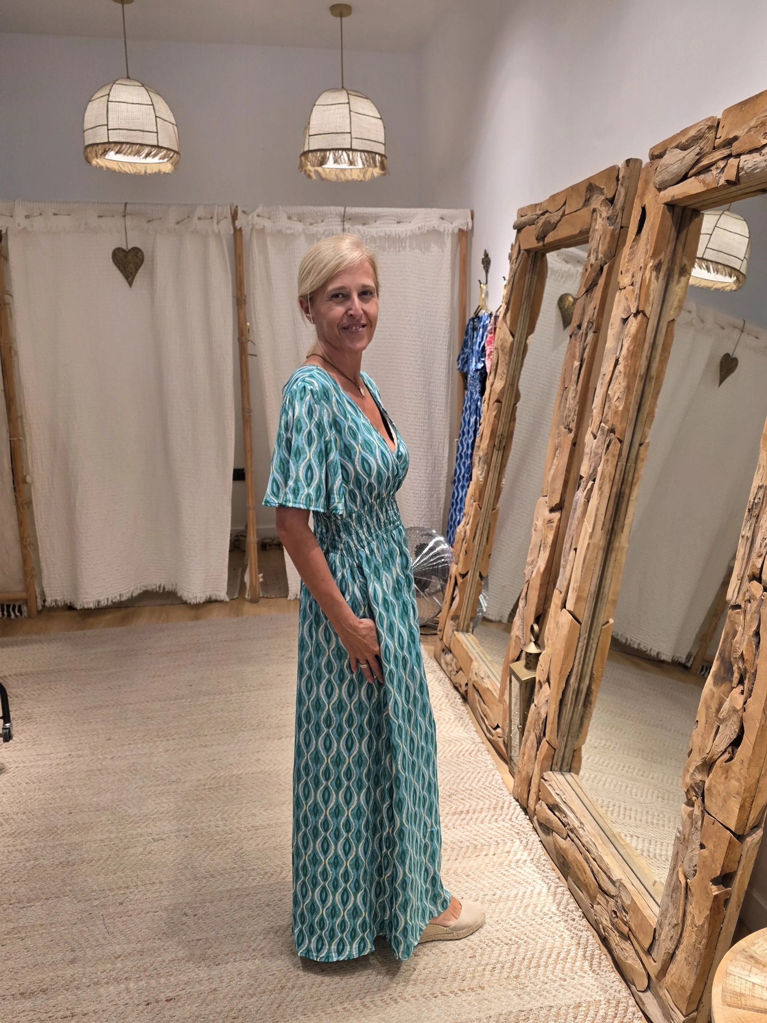 -30% REBAJAS.  Vestido Ondas del Mar
