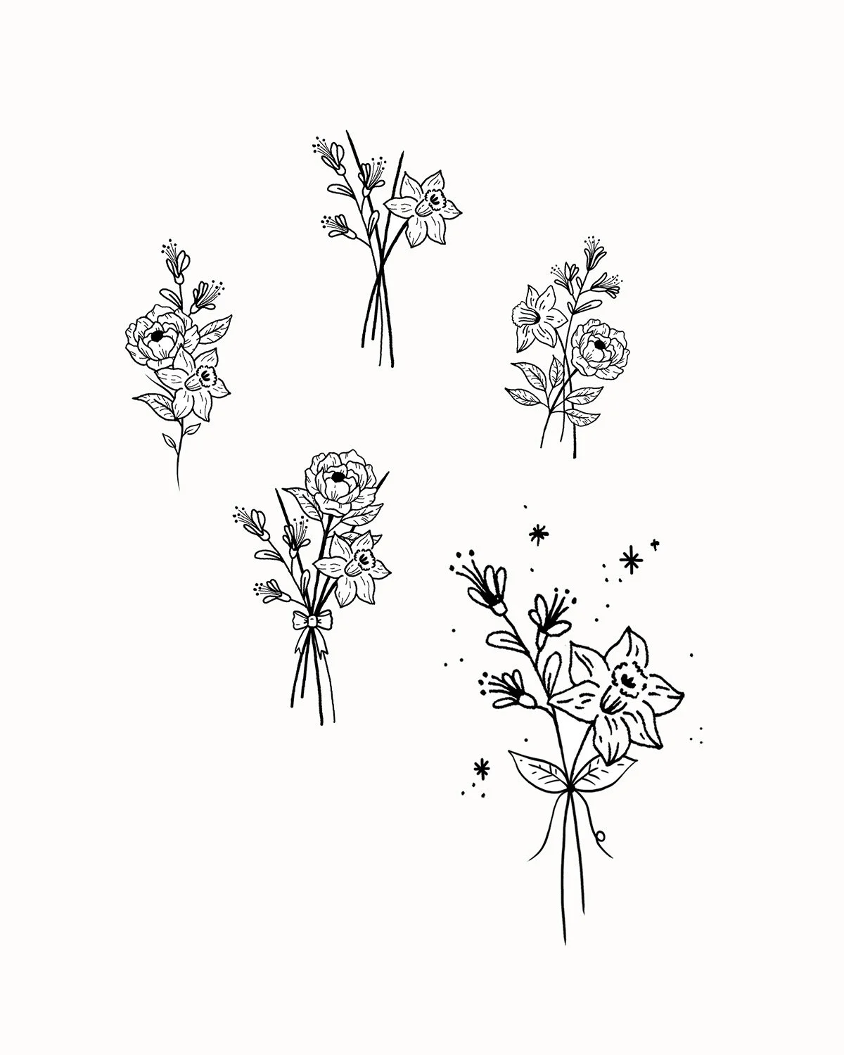 Dessins noirs de fleurs, comprenant des roses, des lys, et des fleurs sauvages, certains bouquet, autres seuls, avec des petits détails comme des points et des étoiles.