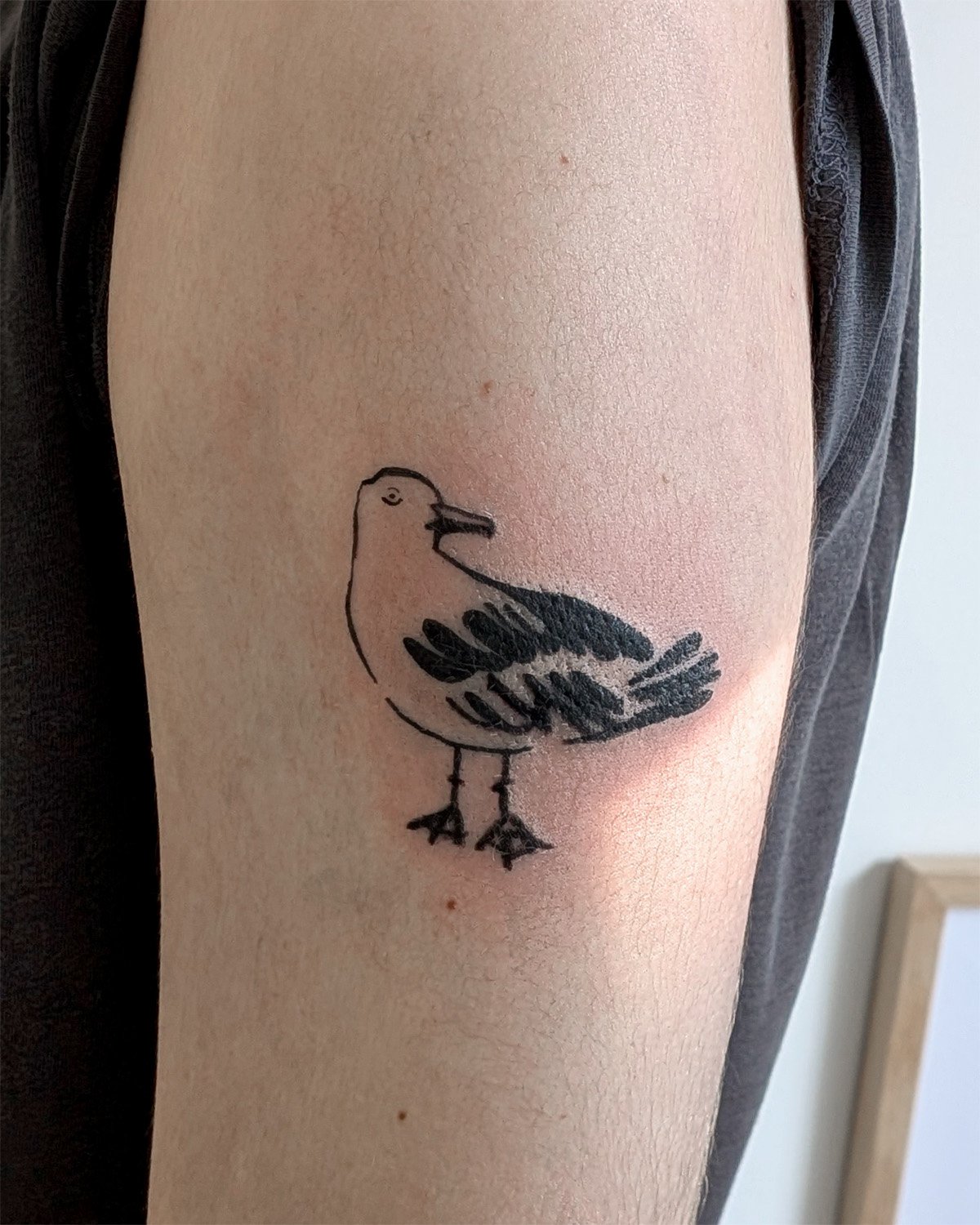 Dessin personnalisé d'un tatouage de goéland, Noa Serica, comment choisir son tatouage