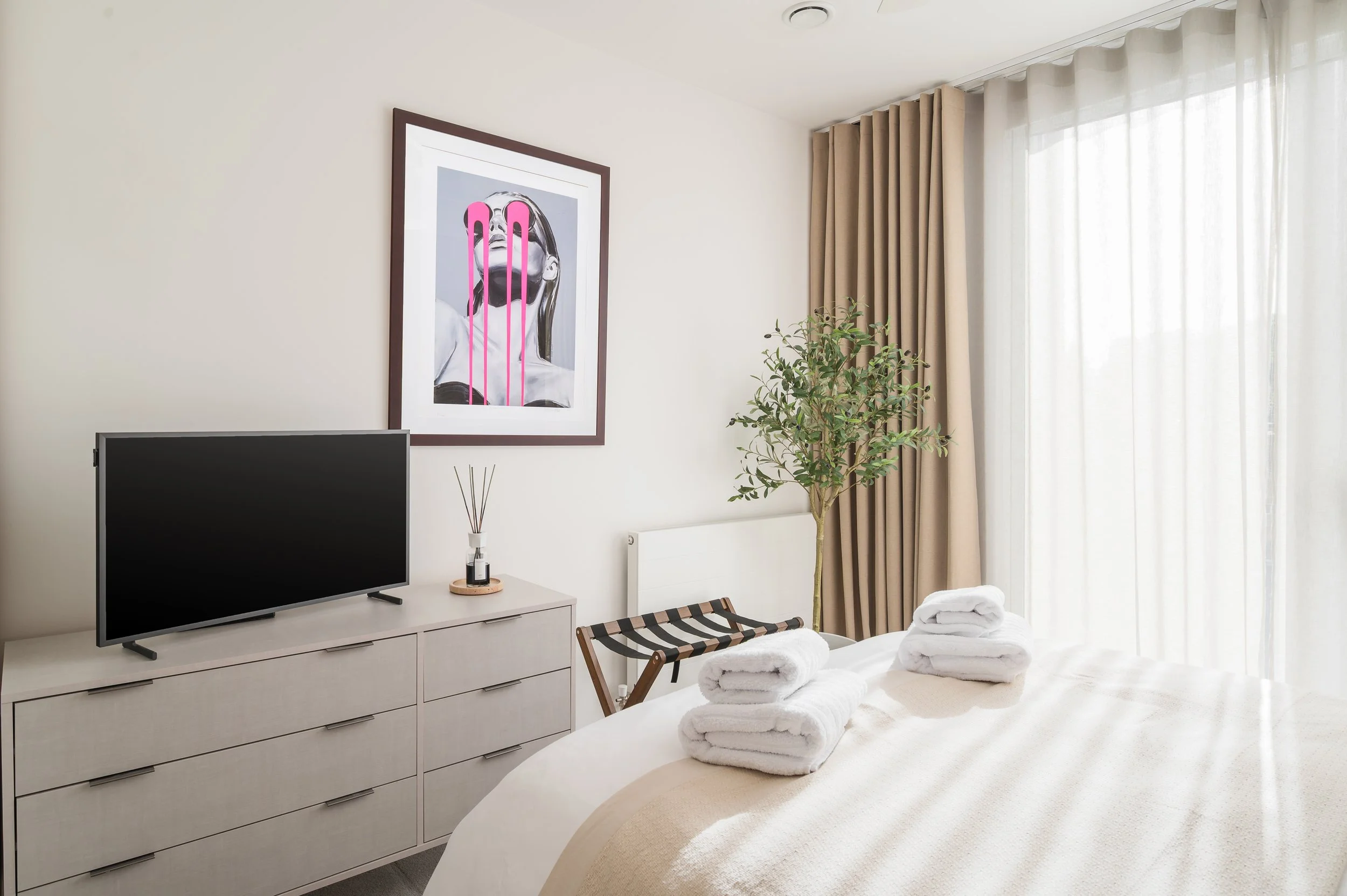 17-Emperor Apartments-AirBnB-London-Photographer-Simon-Callaghan-Photography-103.jpg