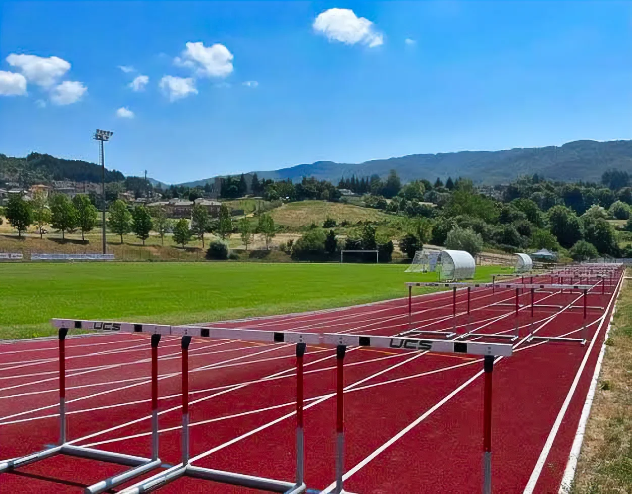Pista di atletica al campo sportivo Chico Mendes, Berceto
