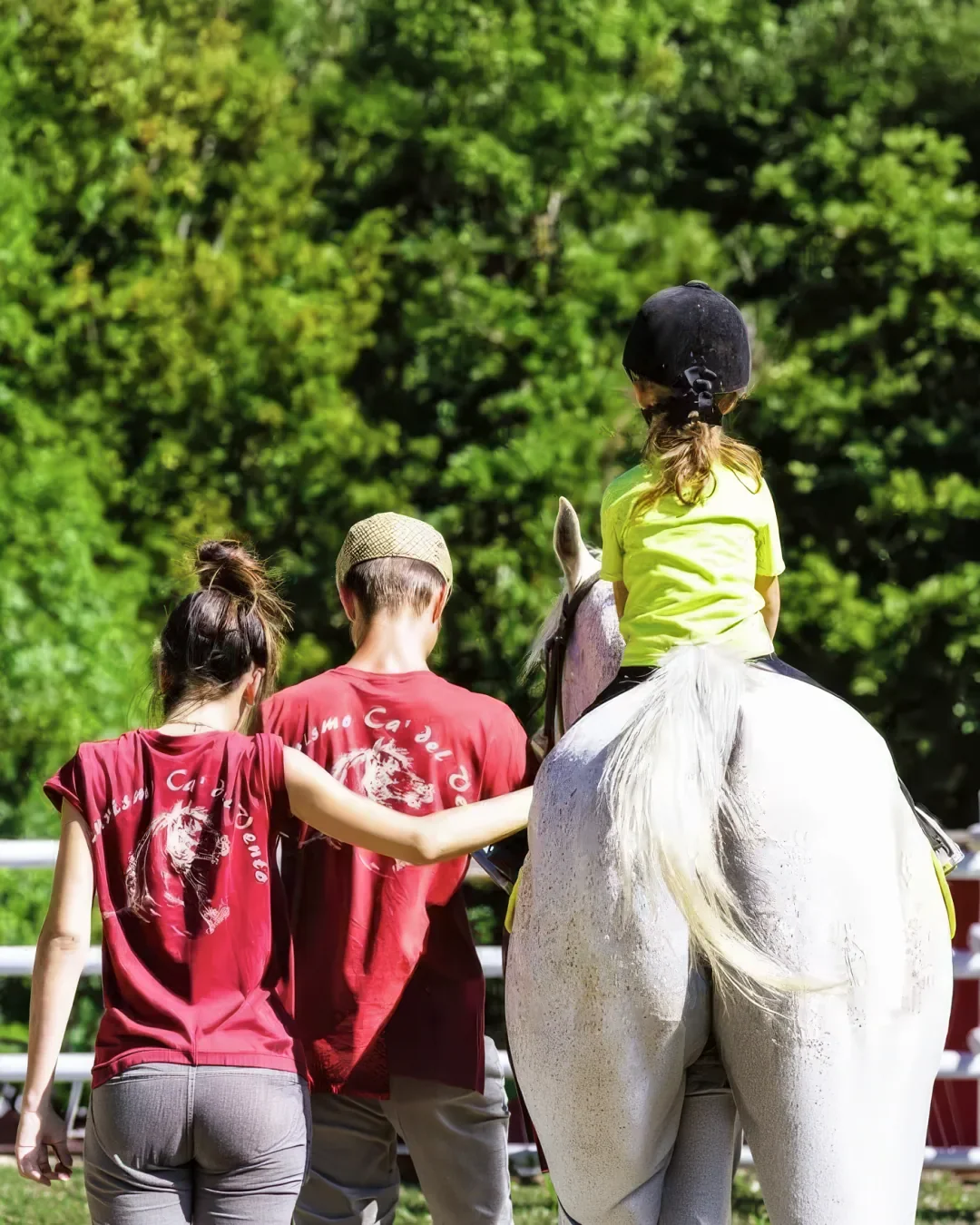 Pratica di equitazione all'agriturismo Ca' del Vento, Berceto