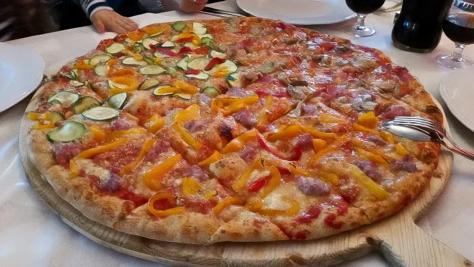 Pizzeria Jasoni Nadia, Corchia, frazione di Berceto