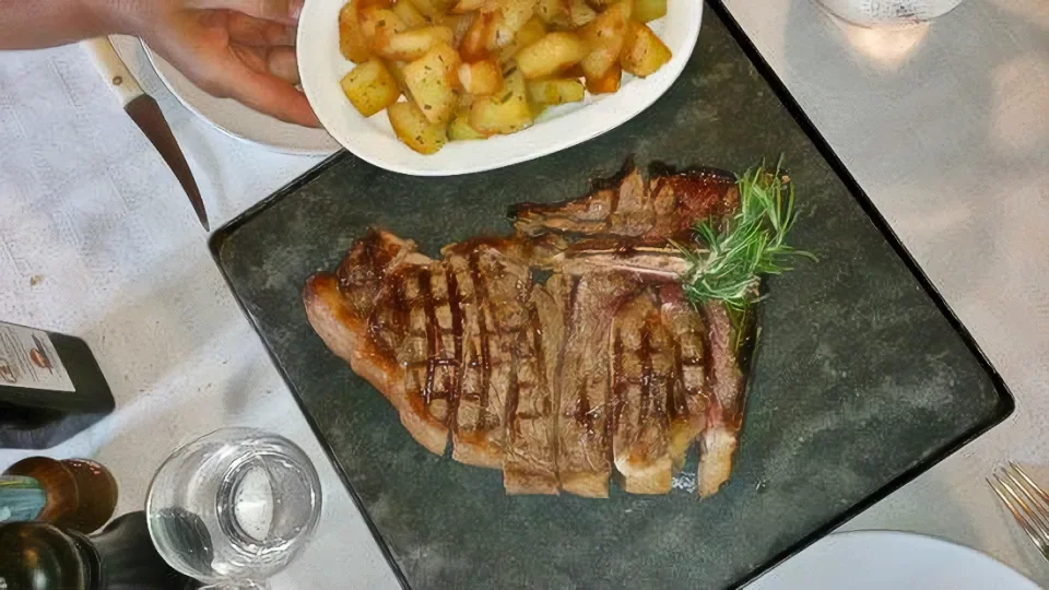 Fiorentine di Ca' dal Brass, ristorante a. Castellonchio, frazione di Berceto