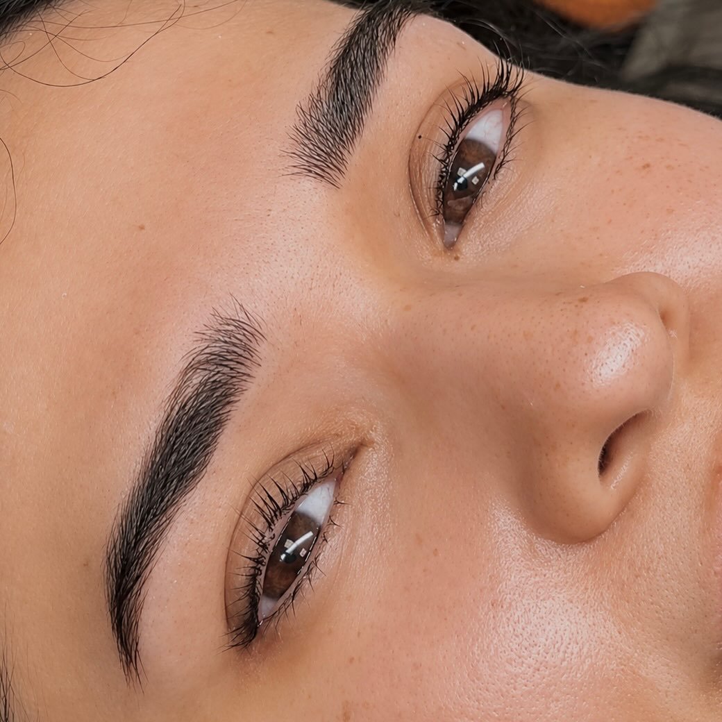 ☁️ Korean Lash Lift ☁️

A soft, natural lift. We went for a more rounded shield to create the subtle curl and lift my client wanted.

Korean lash lifts aren&rsquo;t one-size-fits-all &mdash; you can choose a more dramatic or natural curl, and we&rsqu