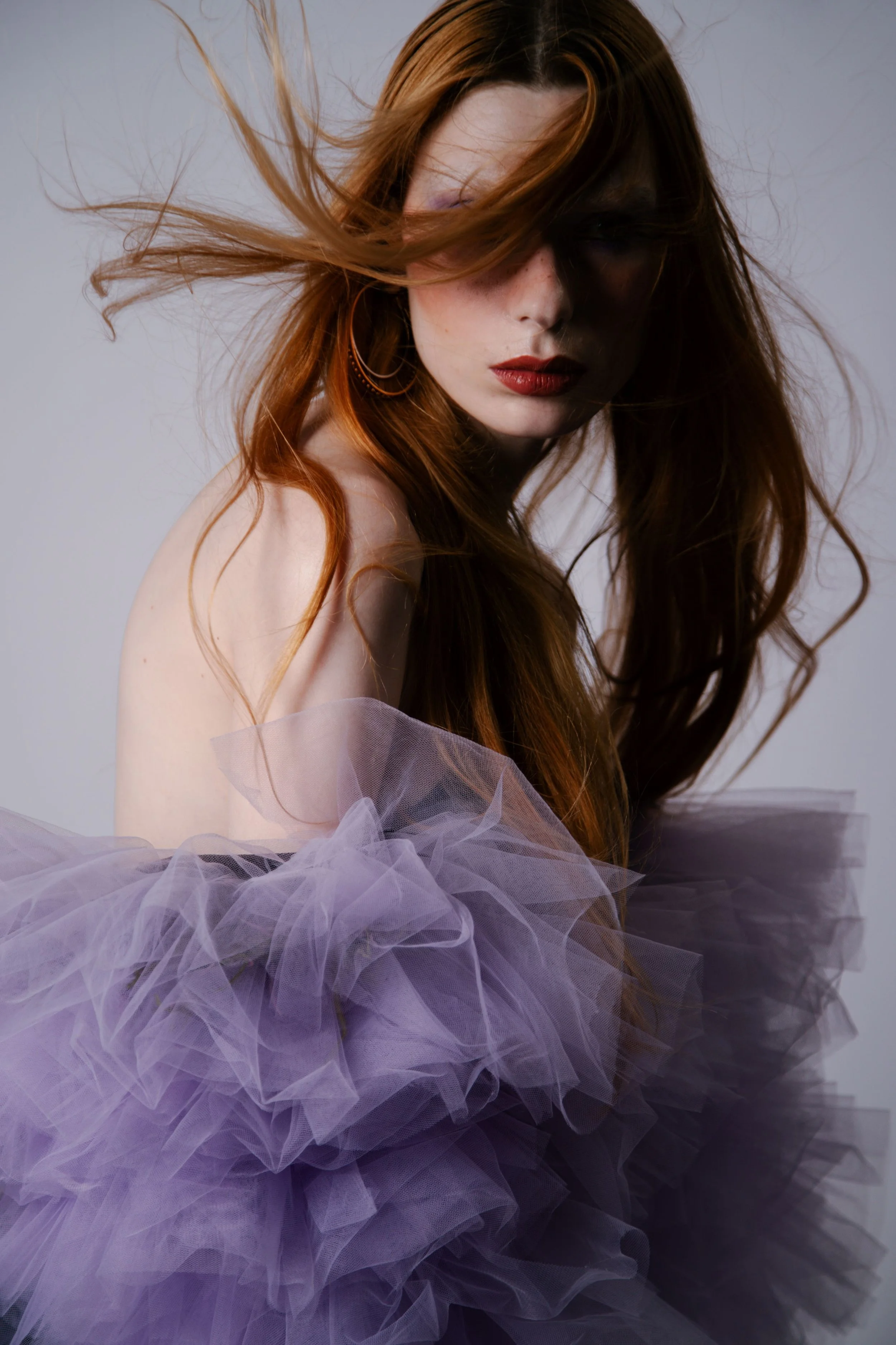 20-miriam-spanu-make-up-artist-main-book.jpg (Copy)