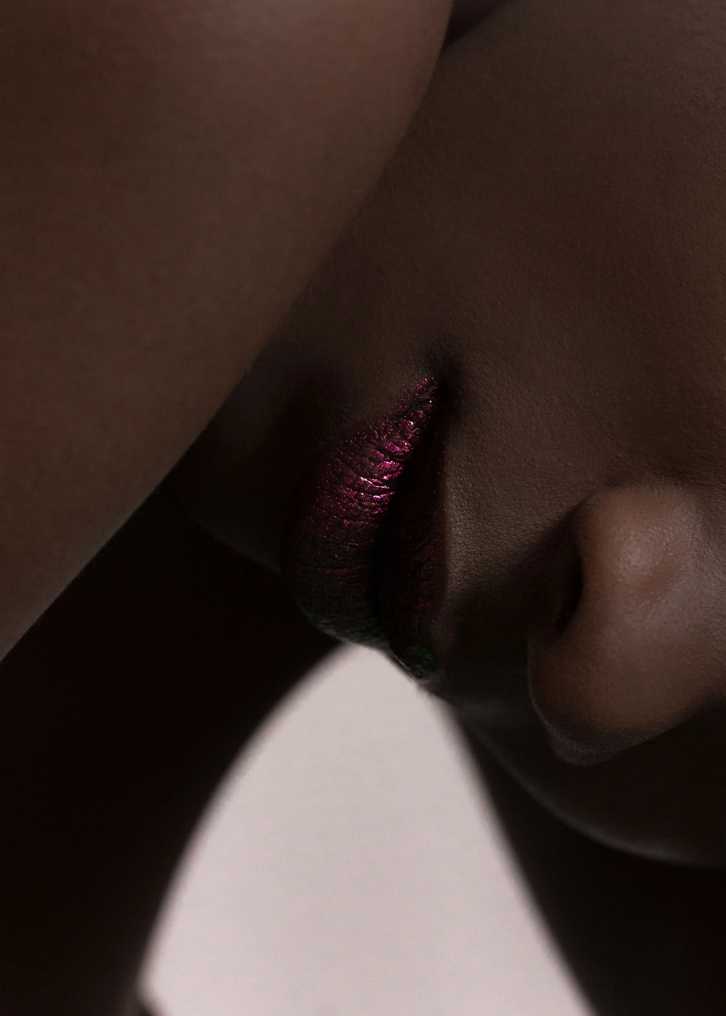 38-miriam-spanu-make-up-artist-main-book.jpg (Copy)