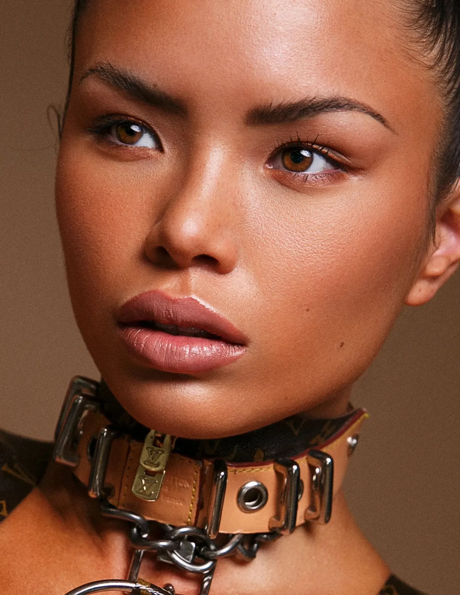 6-elle-zahra-make-up-artist-designer-lust-editorial.jpg (Copy)