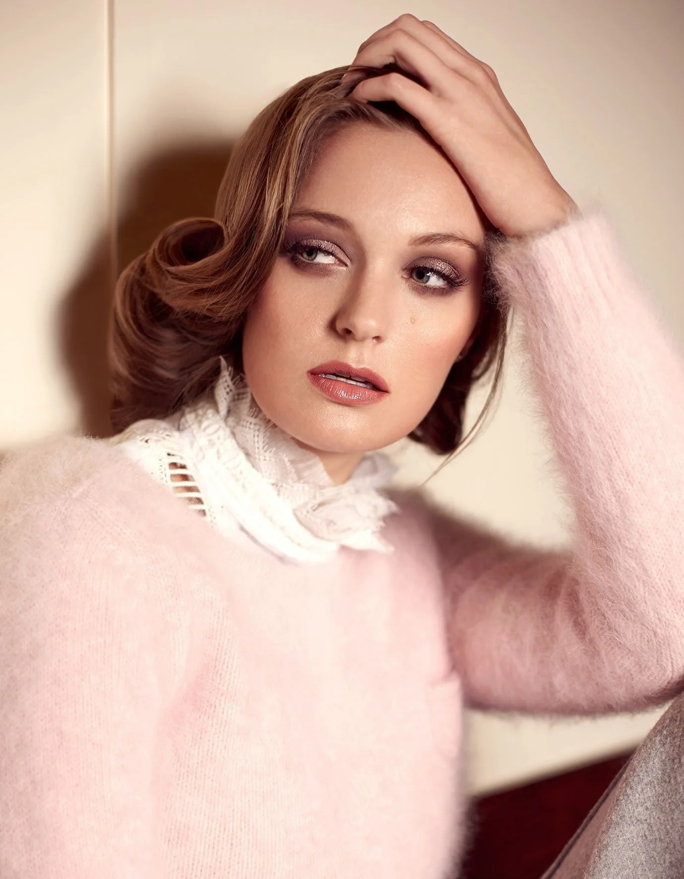 18-maria-mckenna-make-up-artist-main-book.jpg (Copy)