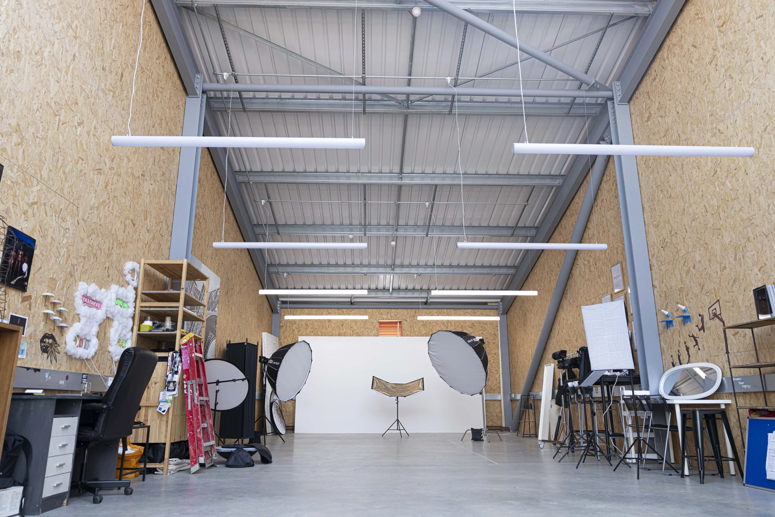 fFRAME PERFECT STUDIO 2_22.JPG