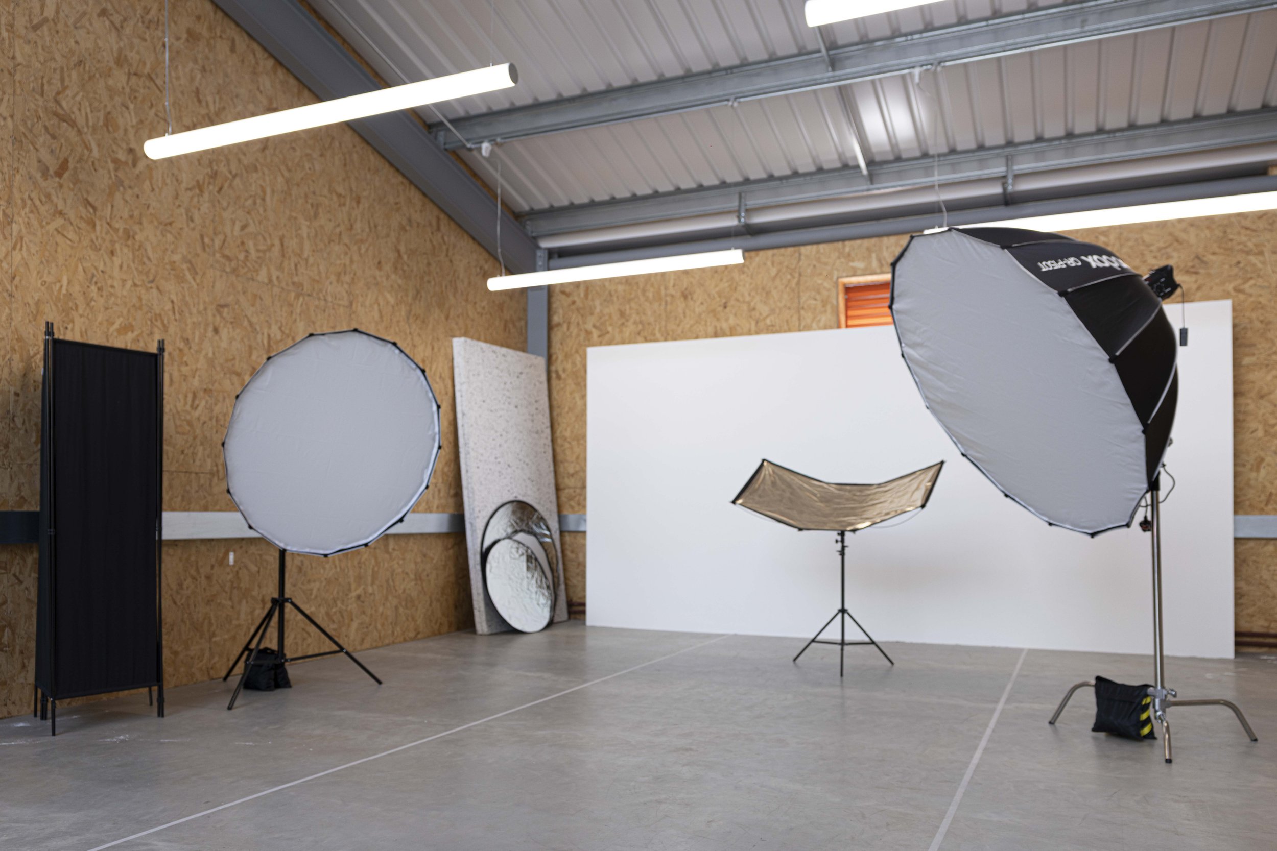 fFRAME PERFECT STUDIO 2_19.JPG