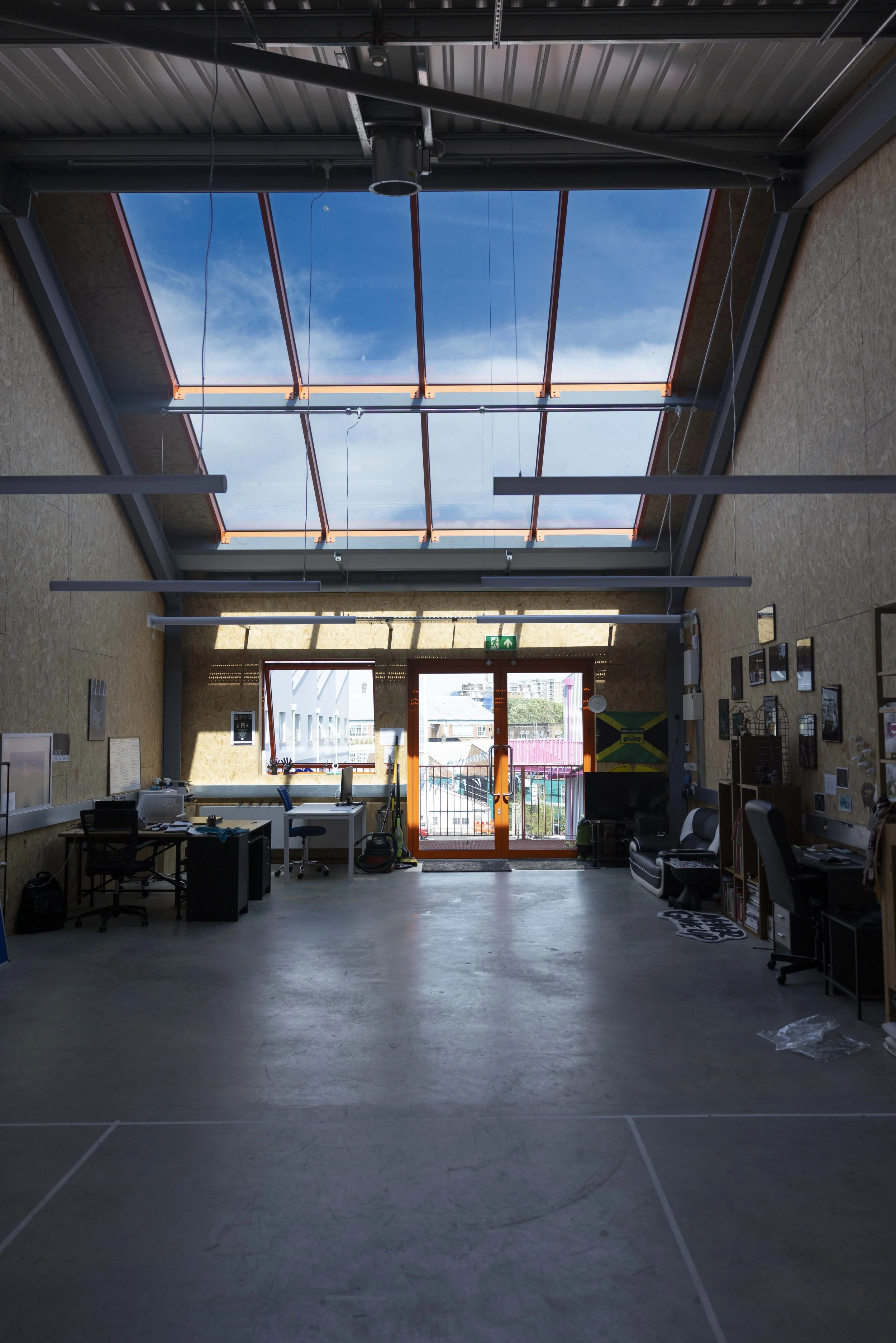 fFRAME PERFECT STUDIO 2_18.JPG