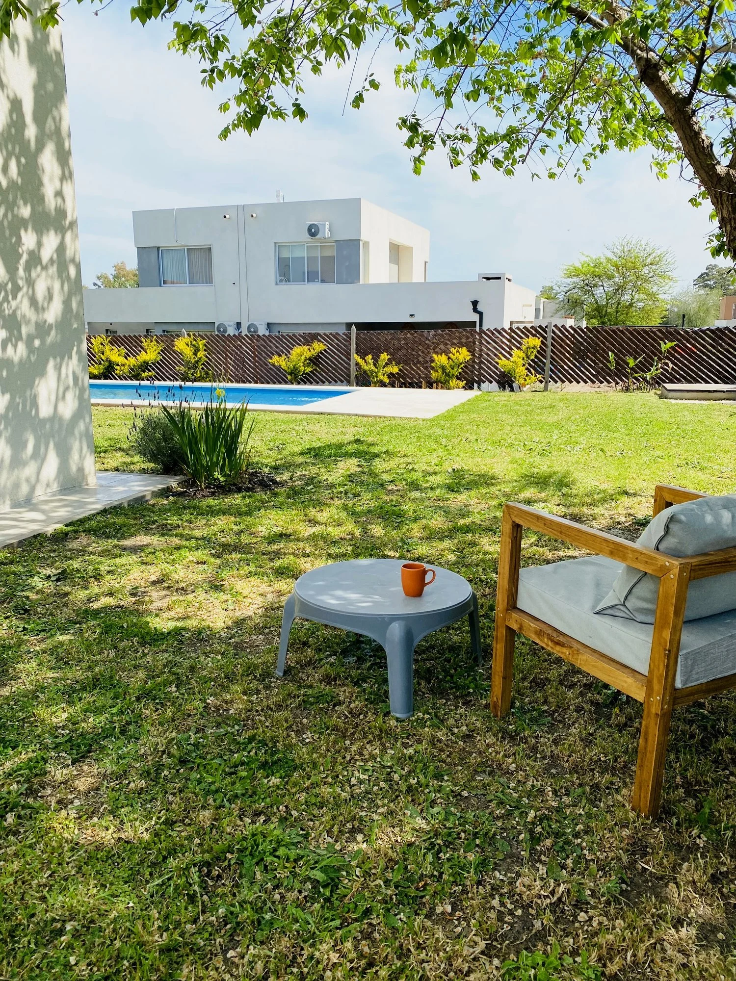 Calma en tu jardín Casas del Este