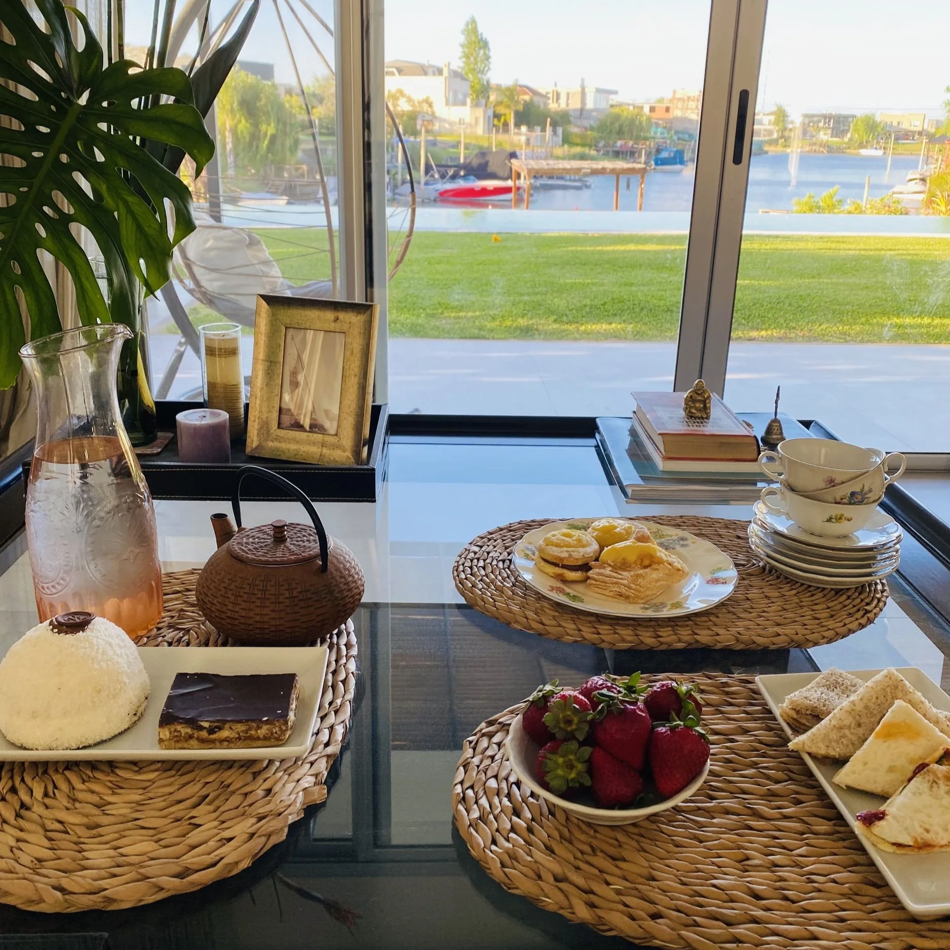 Delta view rentals tea or breakfast by the river Nordelta