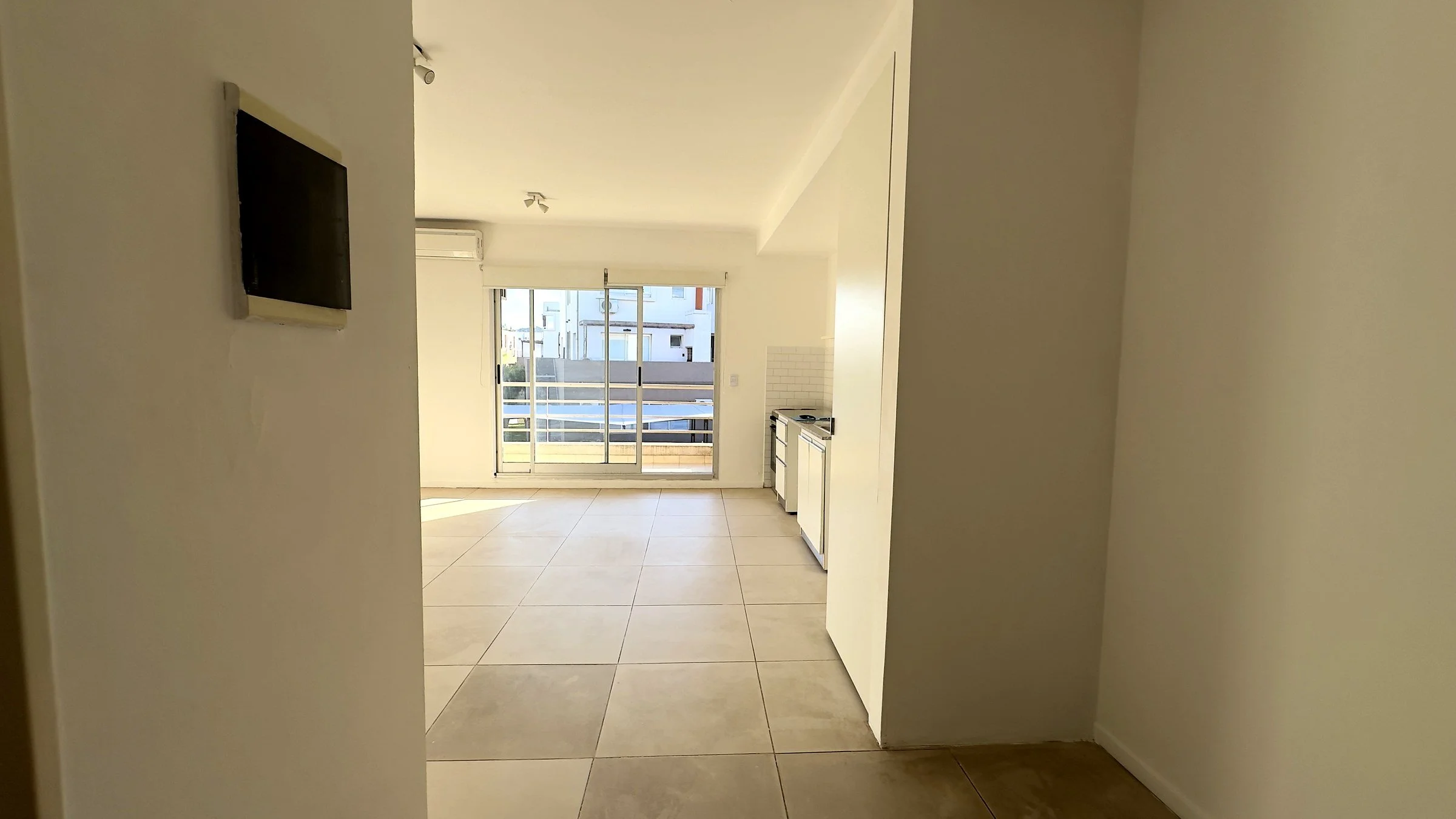 Living  en Sendero Plaza Nordelta ubicación estratégica