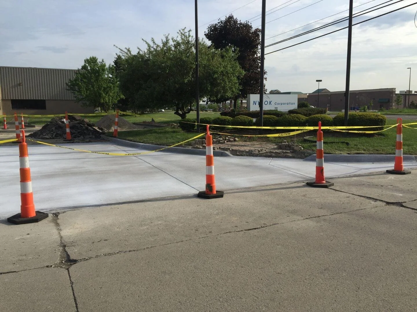 concrete drive.jpg