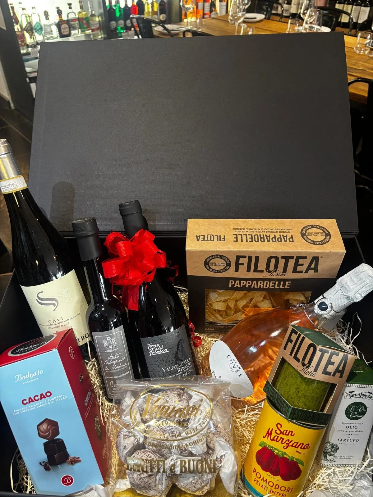 hamper-italy.jpeg