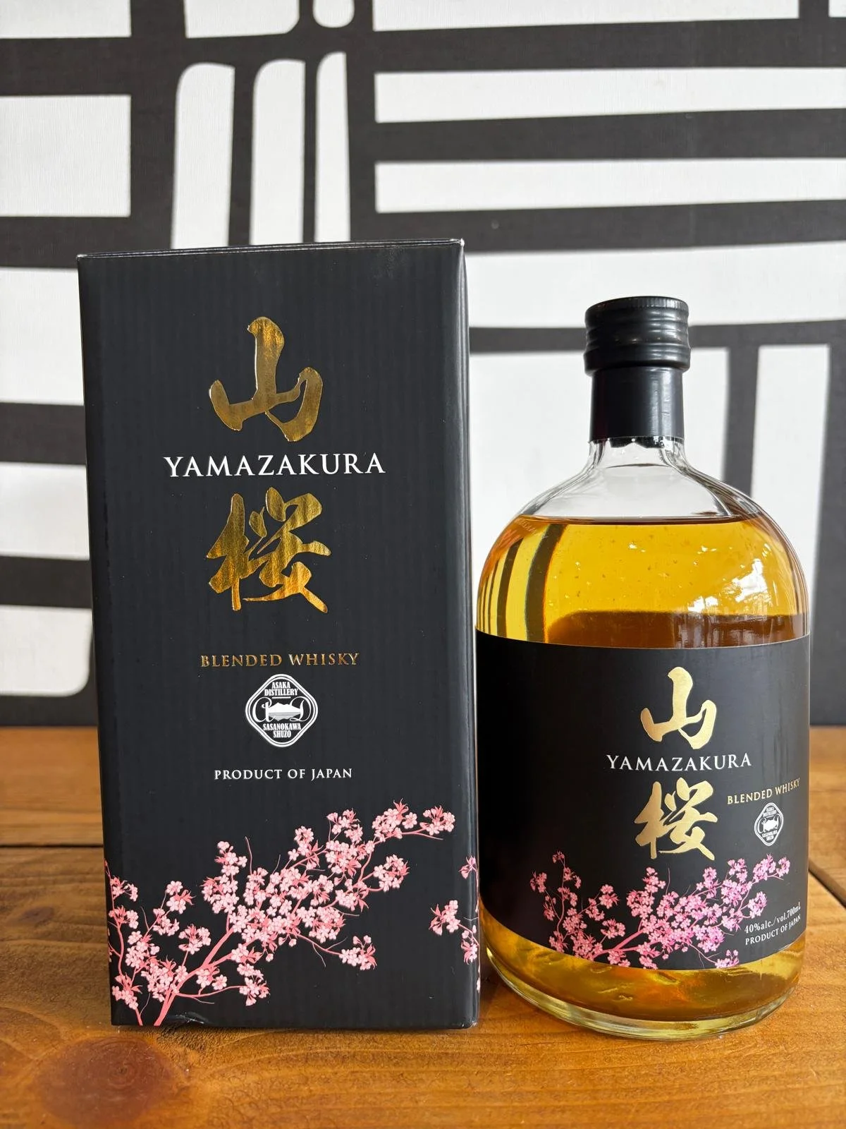 Yamazakura Blended Japanese Whisky