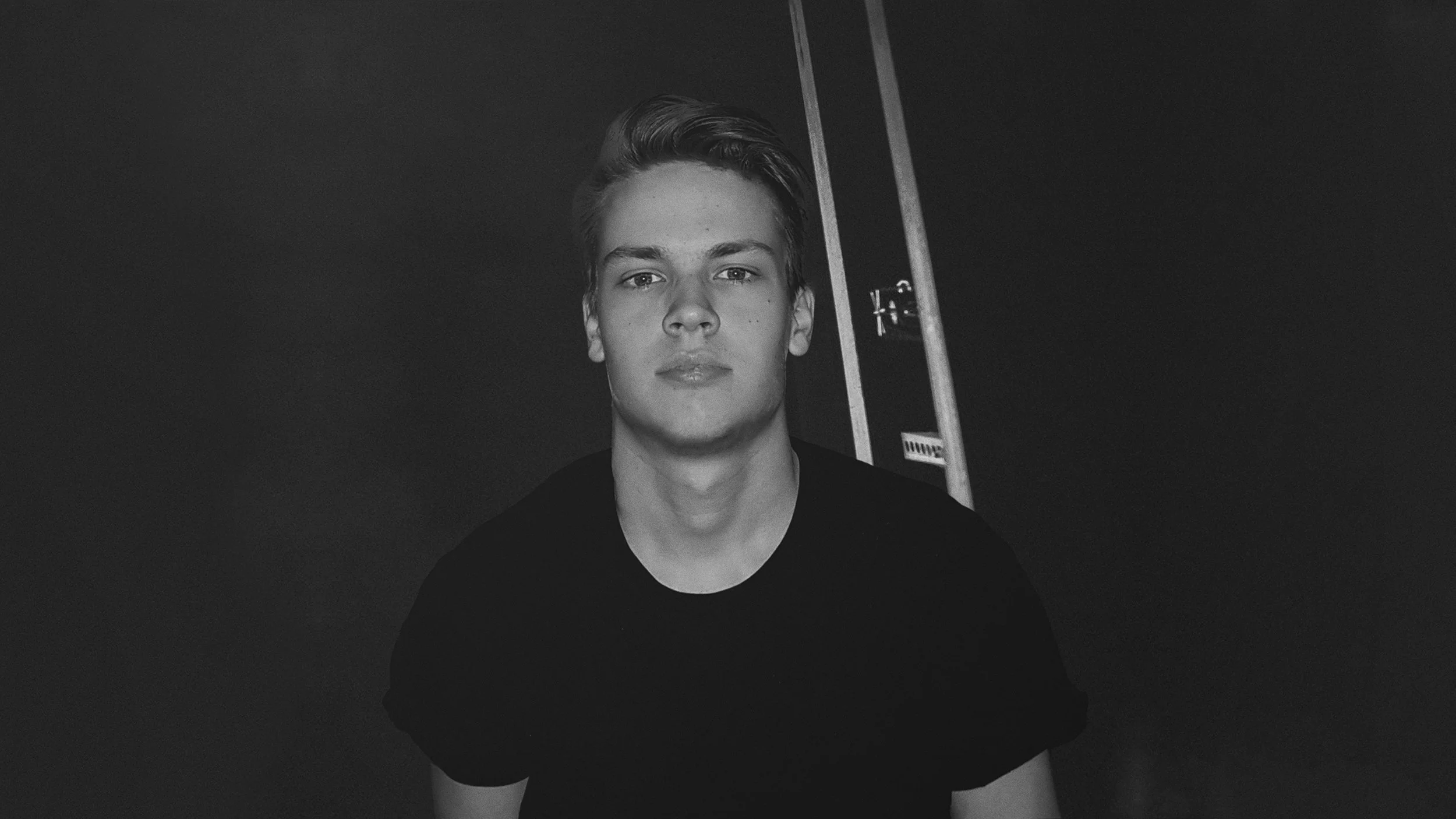 MBB Music Artist Profile Picture Wide Aspect Ratio