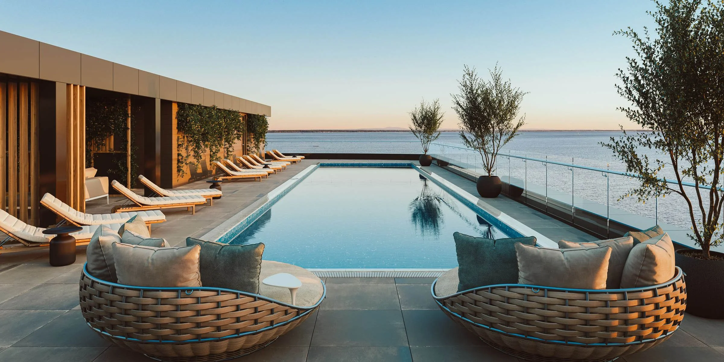 32 Lakeshore