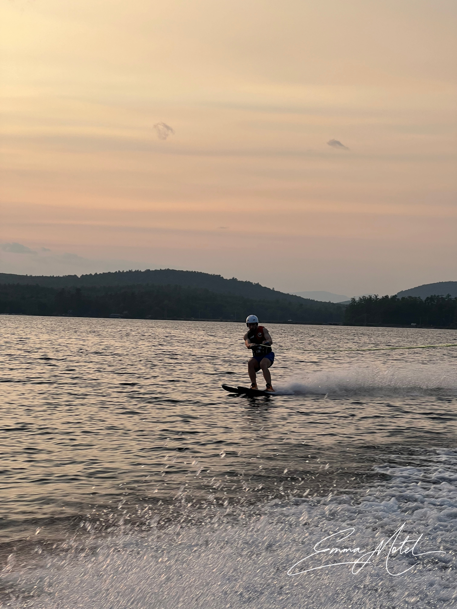 waterskiing5.png