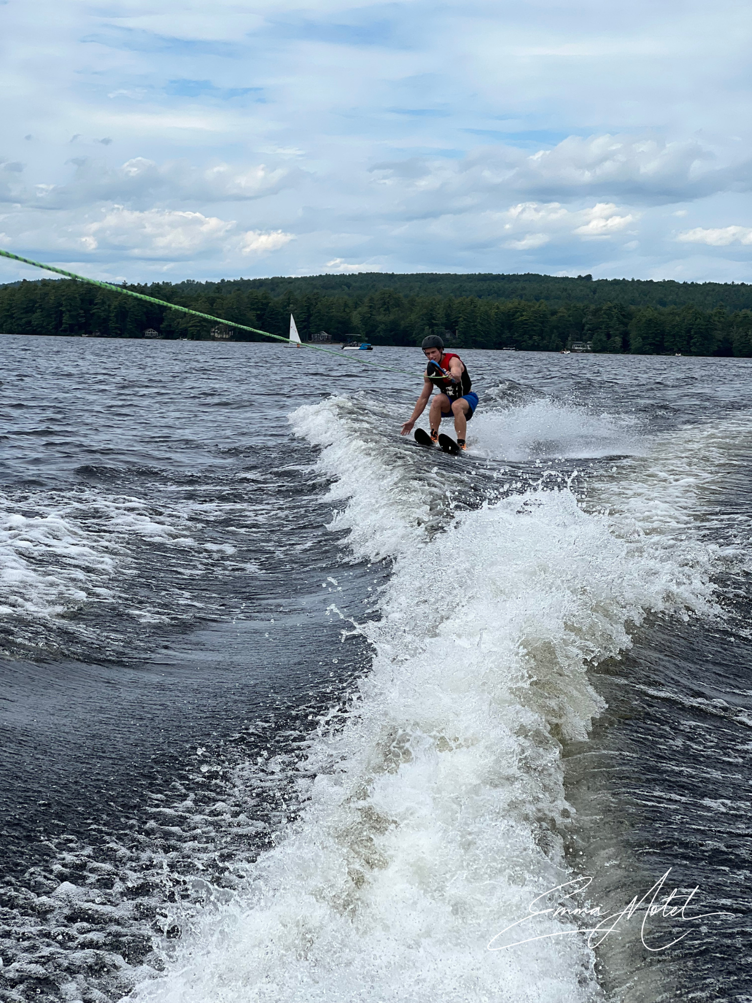 waterskiing4.png