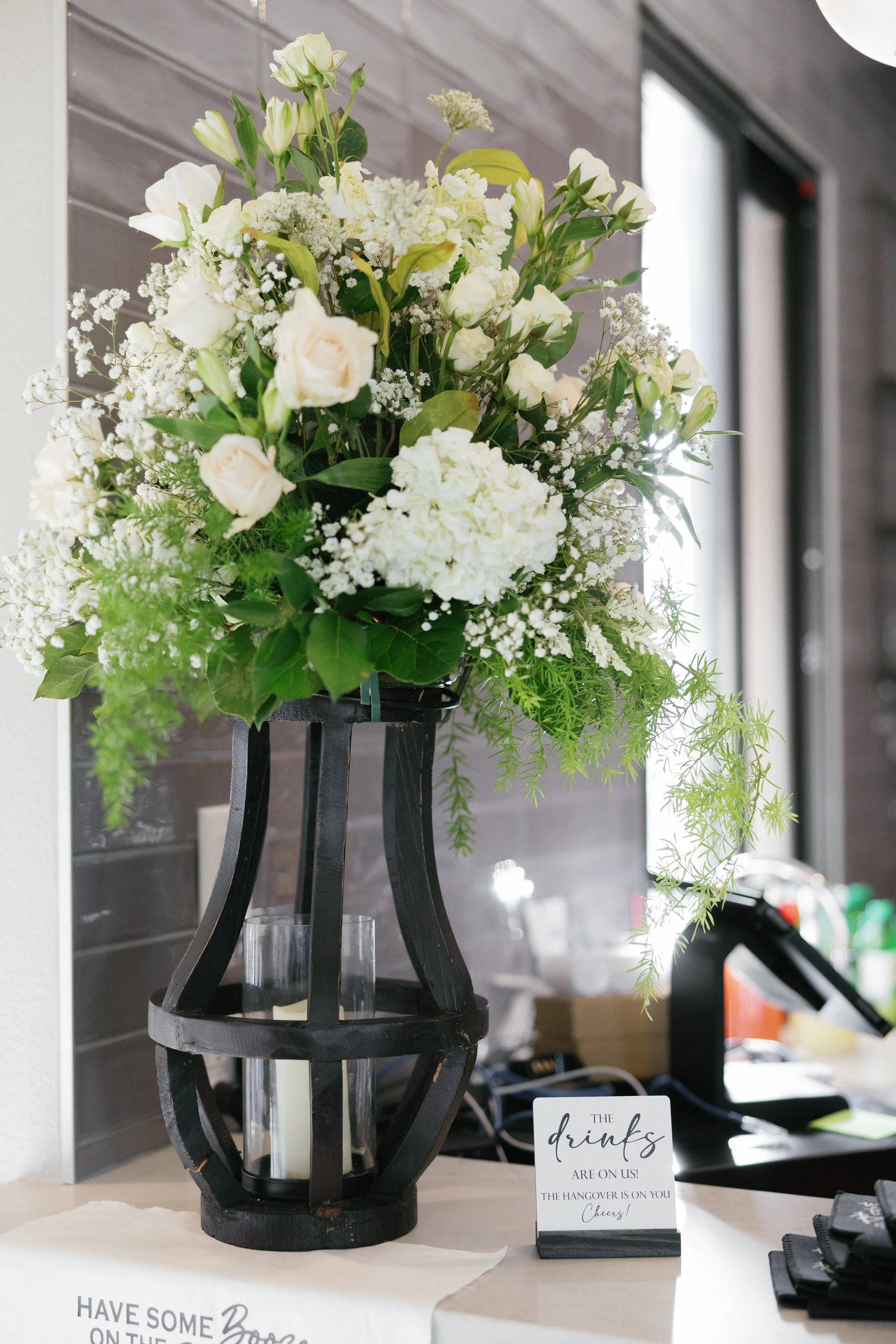 Don't Book Your Florist Until You Ask These Important Questions