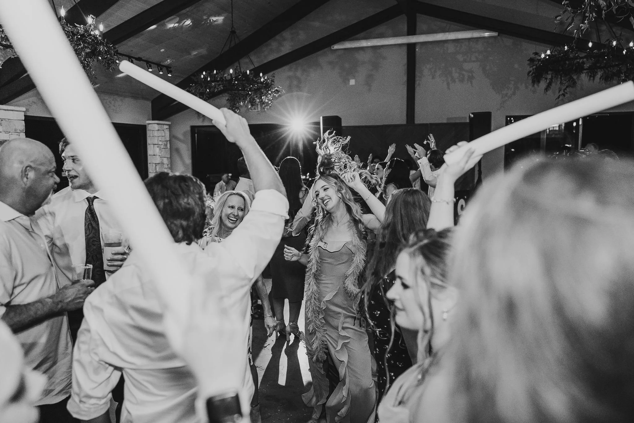WillowRidgeWedding_Wolf_Black_1221.JPG