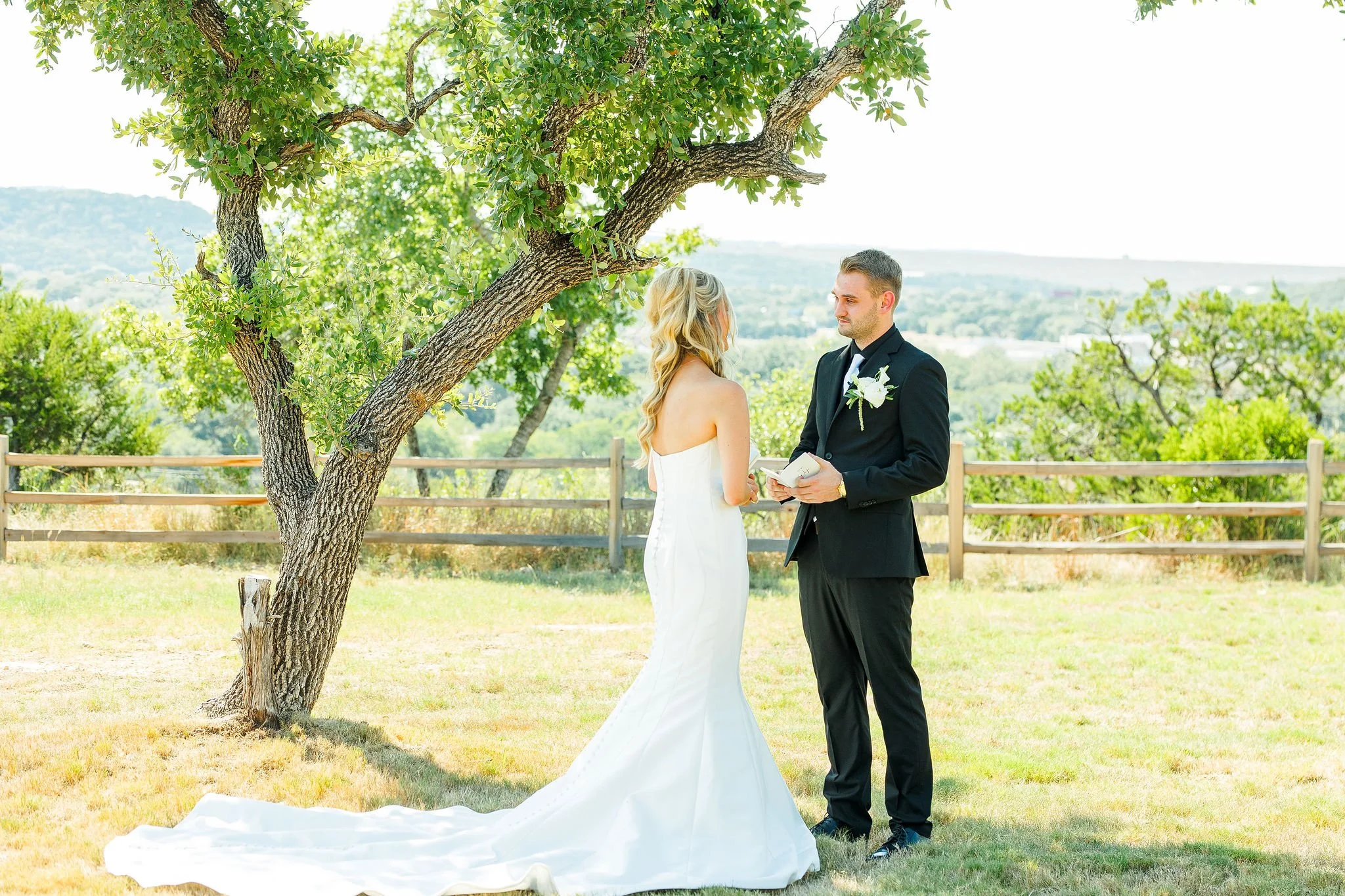 WillowRidgeWedding_Wolf_Black_0166.JPG