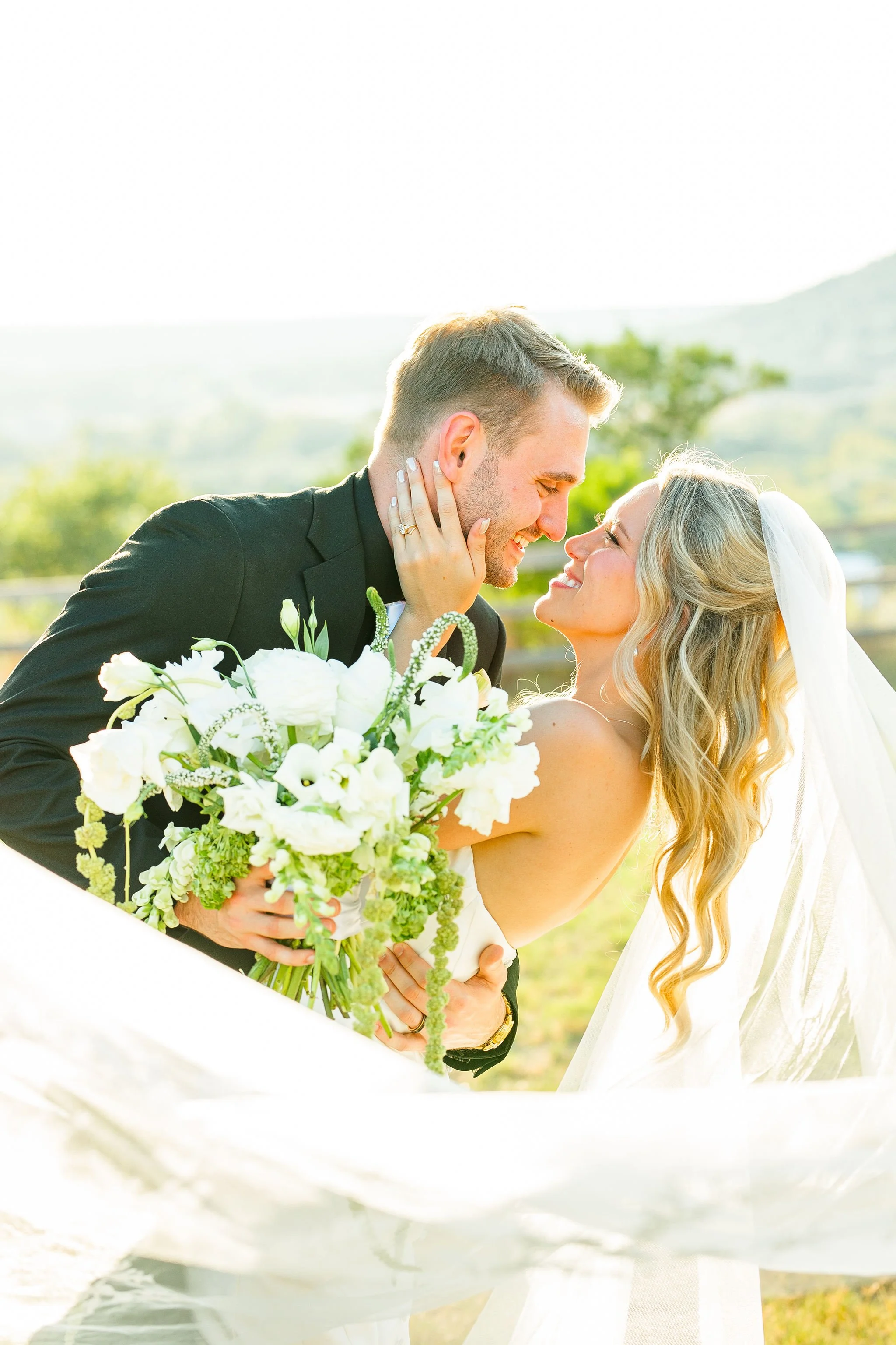 WillowRidgeWedding_Wolf_Black_0663.JPG