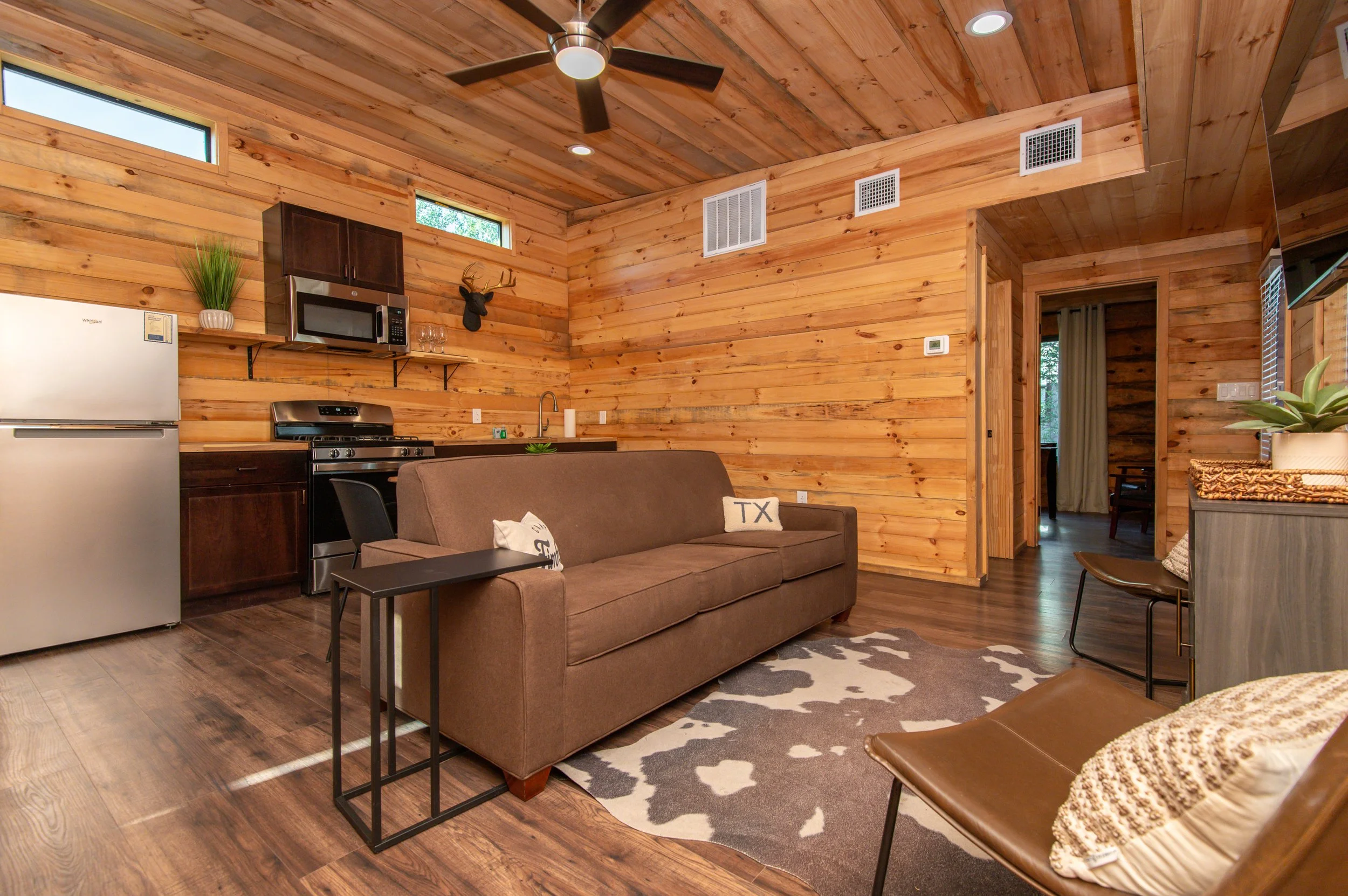 wtw-coyote clubhouse-7.jpg