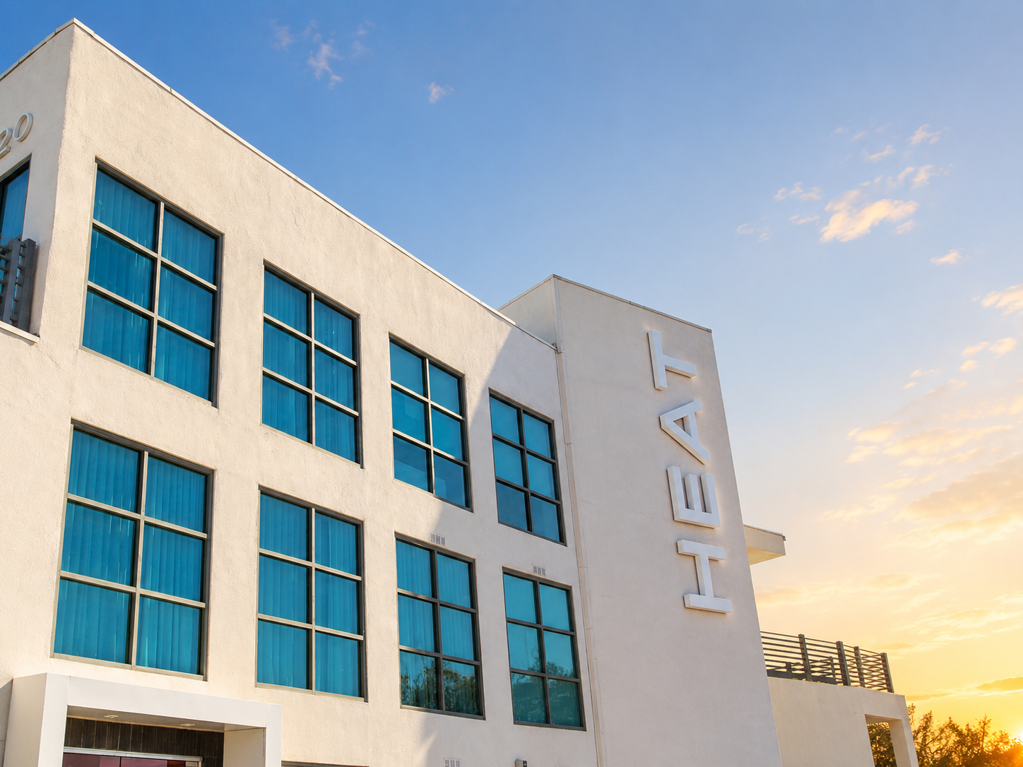 HEAT Hotel - Lake Havasu City, AZ