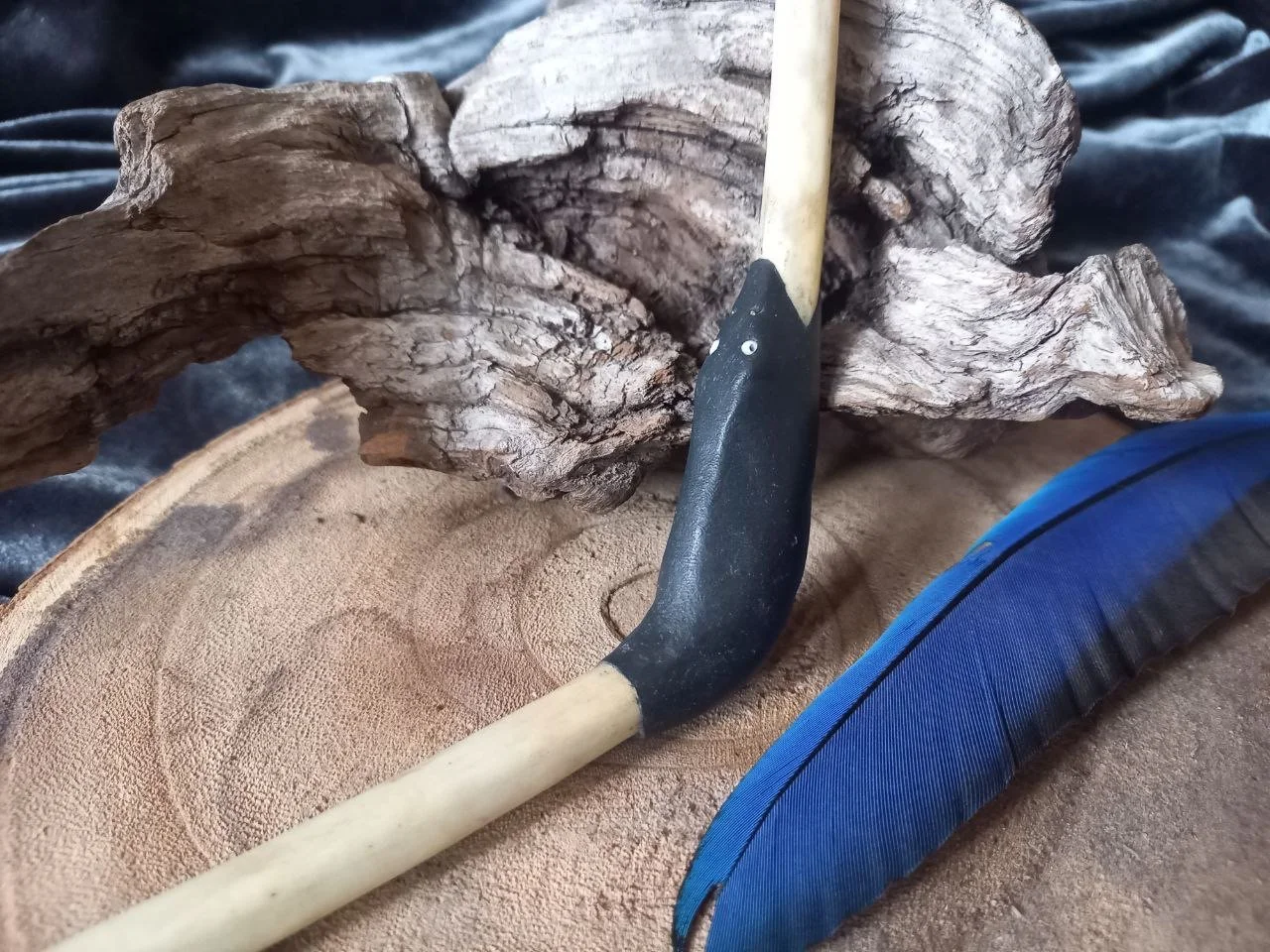 Handmade TEPI from the Jungel of Brazil, White Bone2