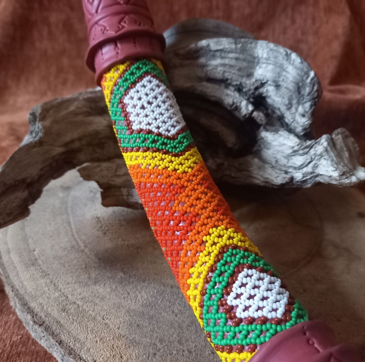 Handcrafted jungle tepi applicator for rapé ceremonies. Smooth airflow, ergonomic design, and natural materials for sacred ritual use. Chaka
