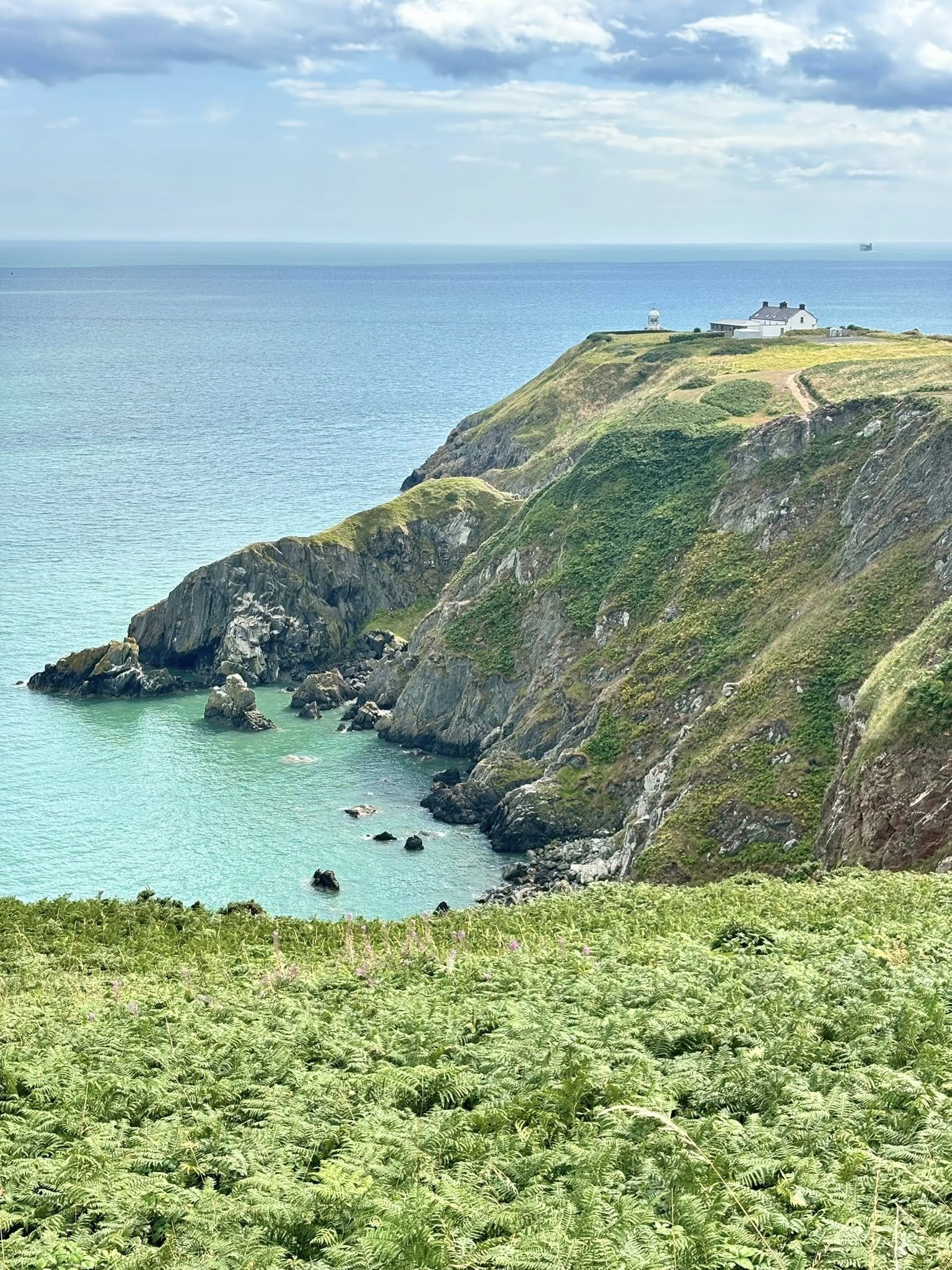 How to Book an England &amp; Ireland Vacation Using Points and Miles: Our Dream 10 Year Anniversary Vacation