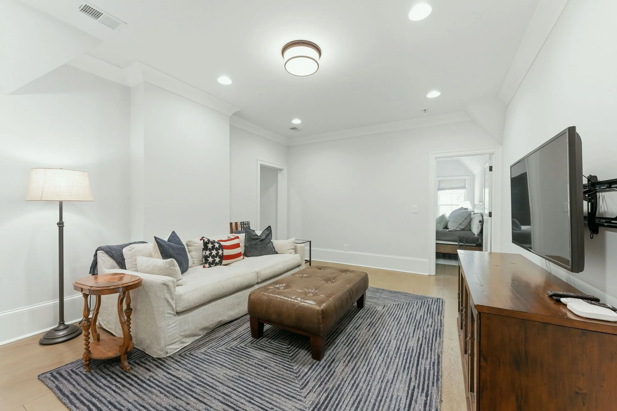 4384PowersFerryRdAtlanta-152.jpg