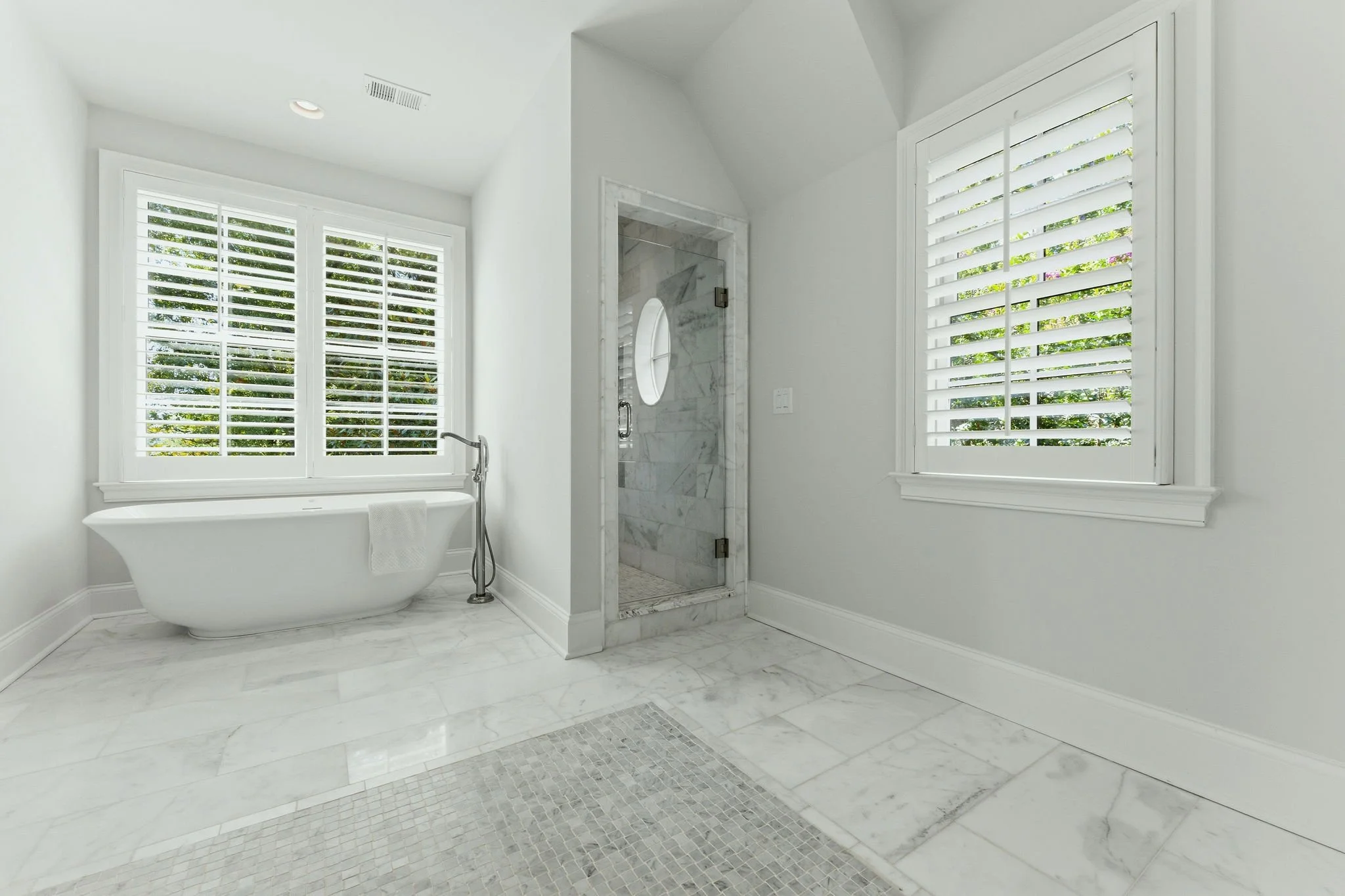 4384PowersFerryRdAtlanta-209.jpg