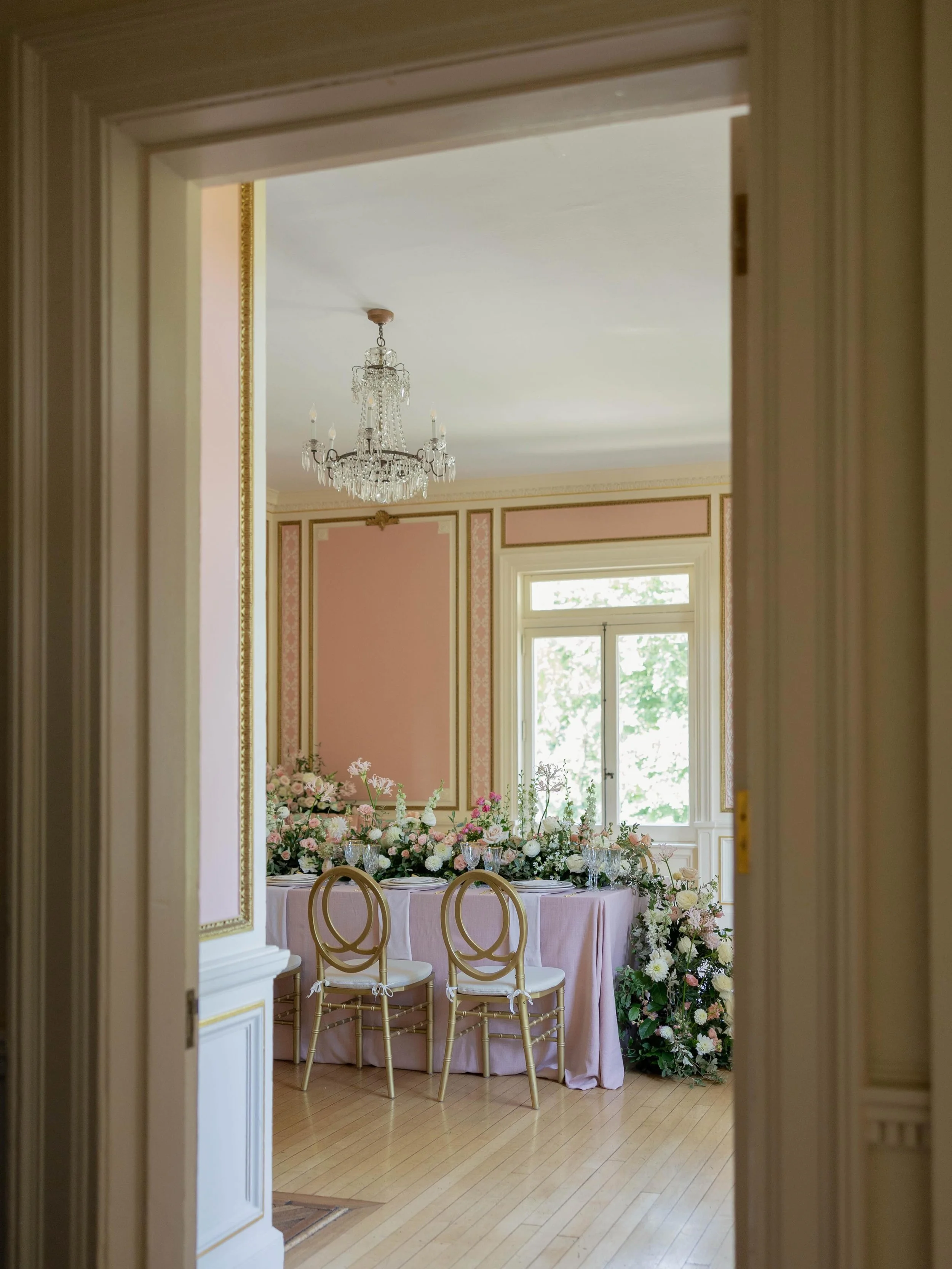 The most unforgettable guest experiences live in the details. From layered place settings to lush floral movement and thoughtfully curated textures, every element of this reception design was crafted to feel elevated, immersive, and deeply intentiona