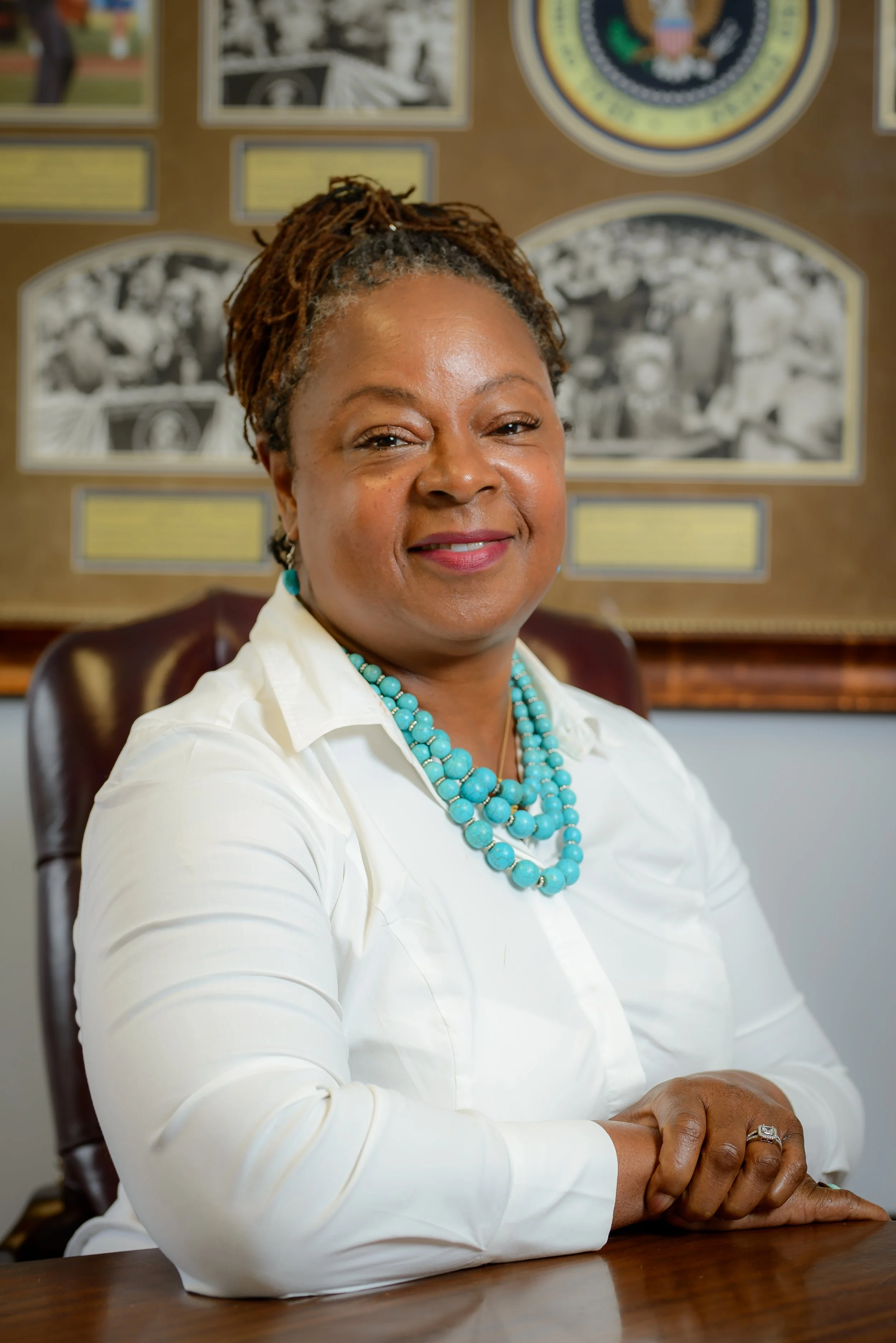 Professional head shot of Helen Calloway, Managing Director.