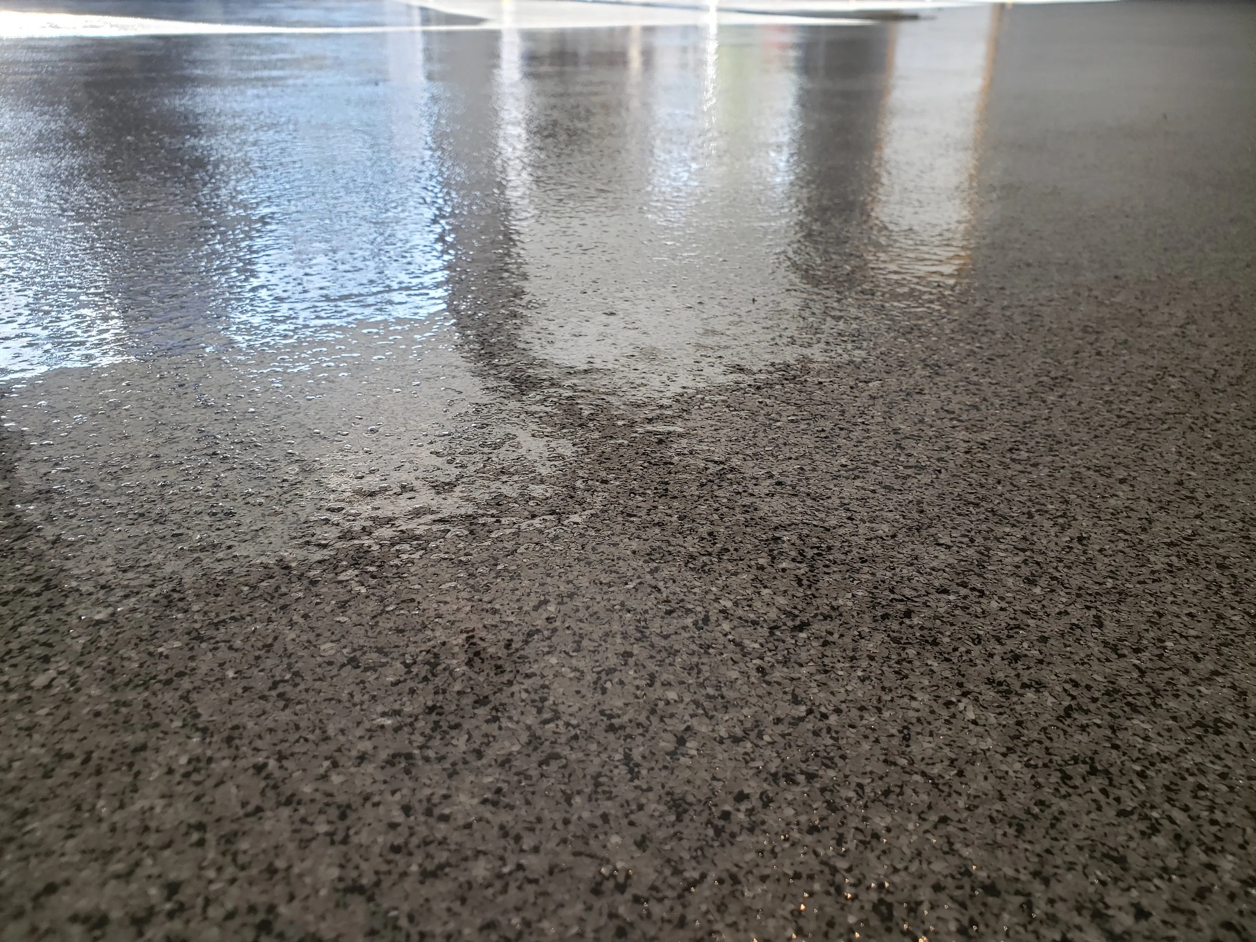 AFTER - Finished in a Oreo 1/8" Full Flake Broadcast
