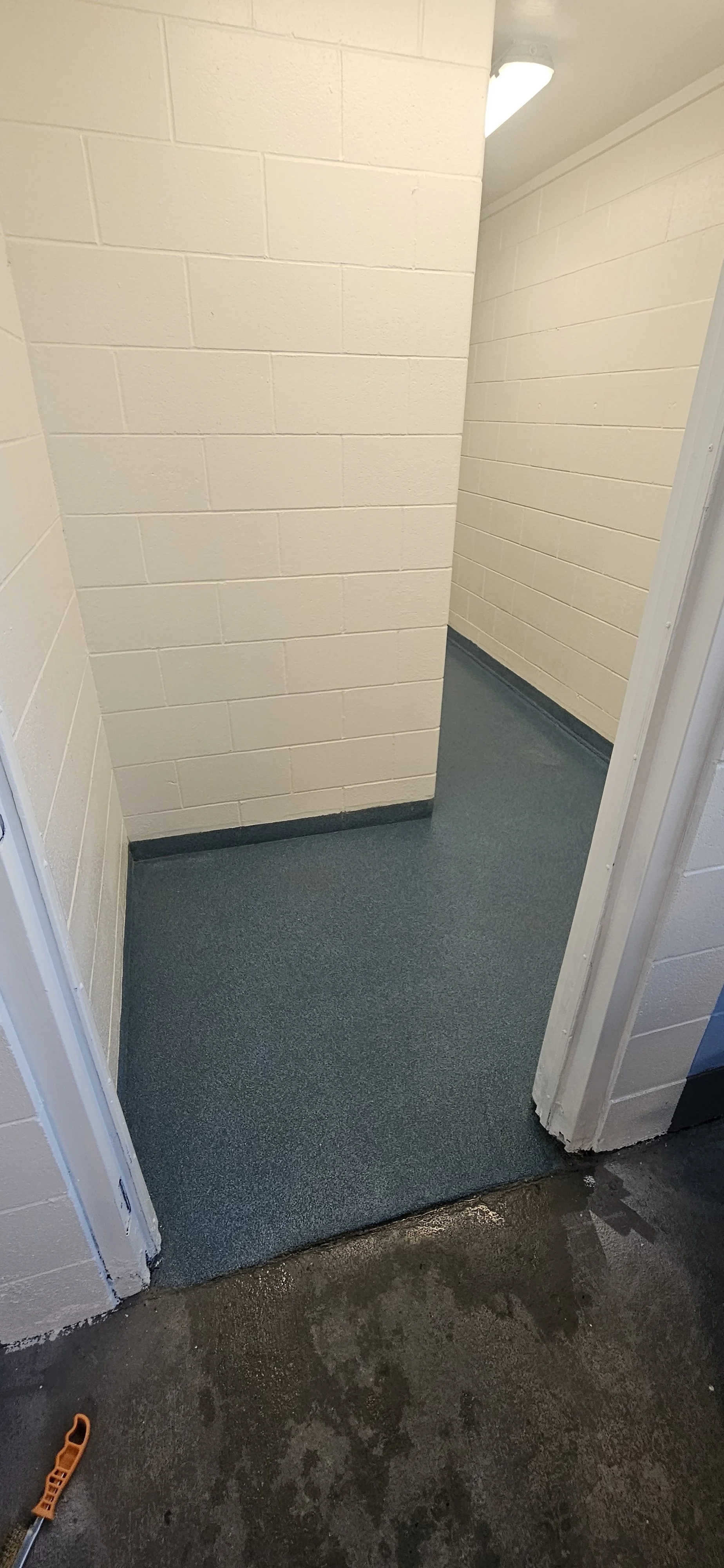 Finished in Caribbean Anti-Slip Quartz Stone.