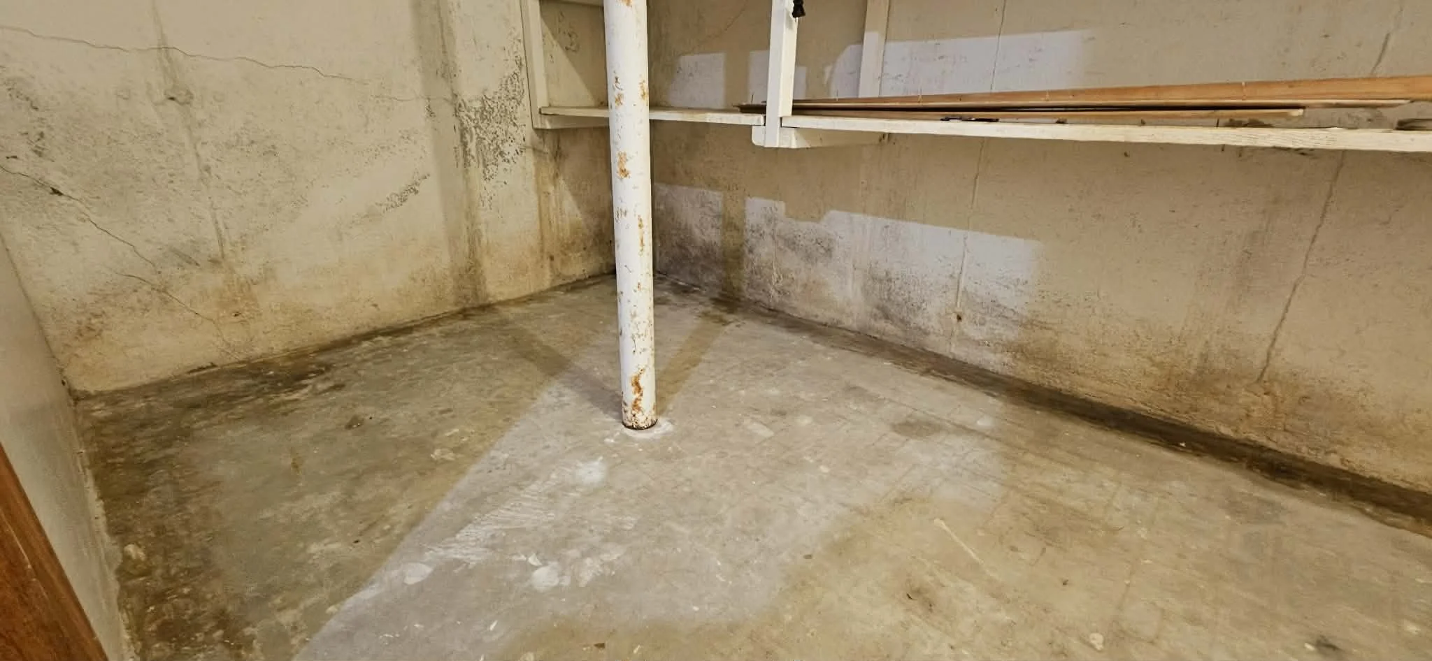 BEFORE - Utility room 