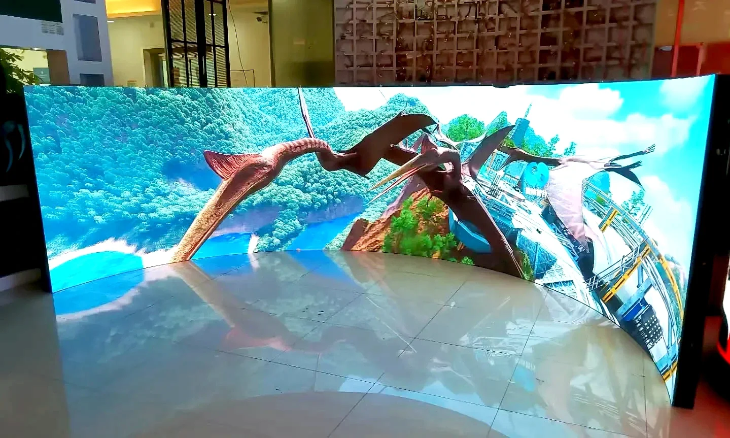 Curved-led-display.webp